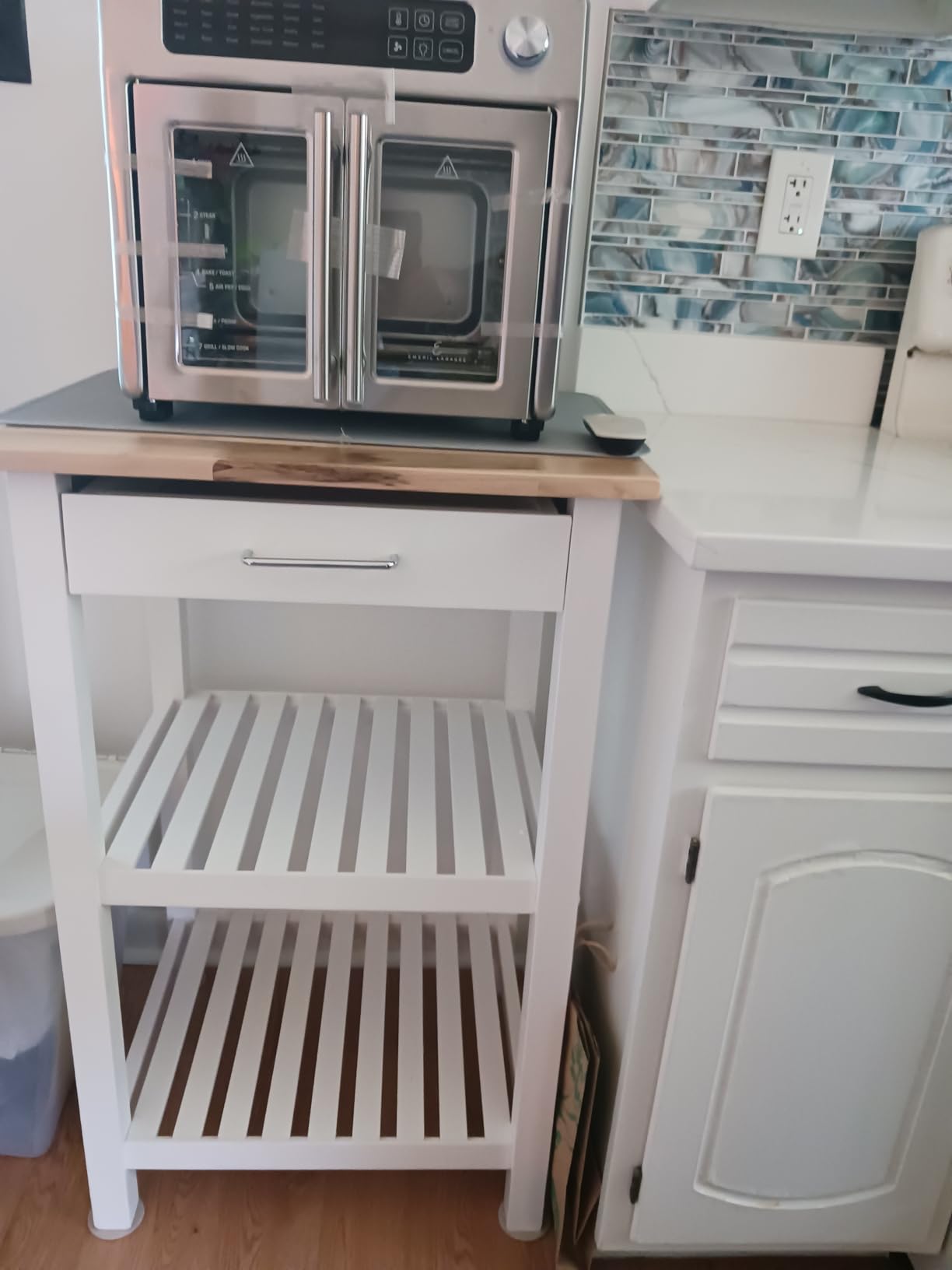Casual Home Sunrise (Small) with Solid Harvest Hardwood Top Kitchen Island, 22.75