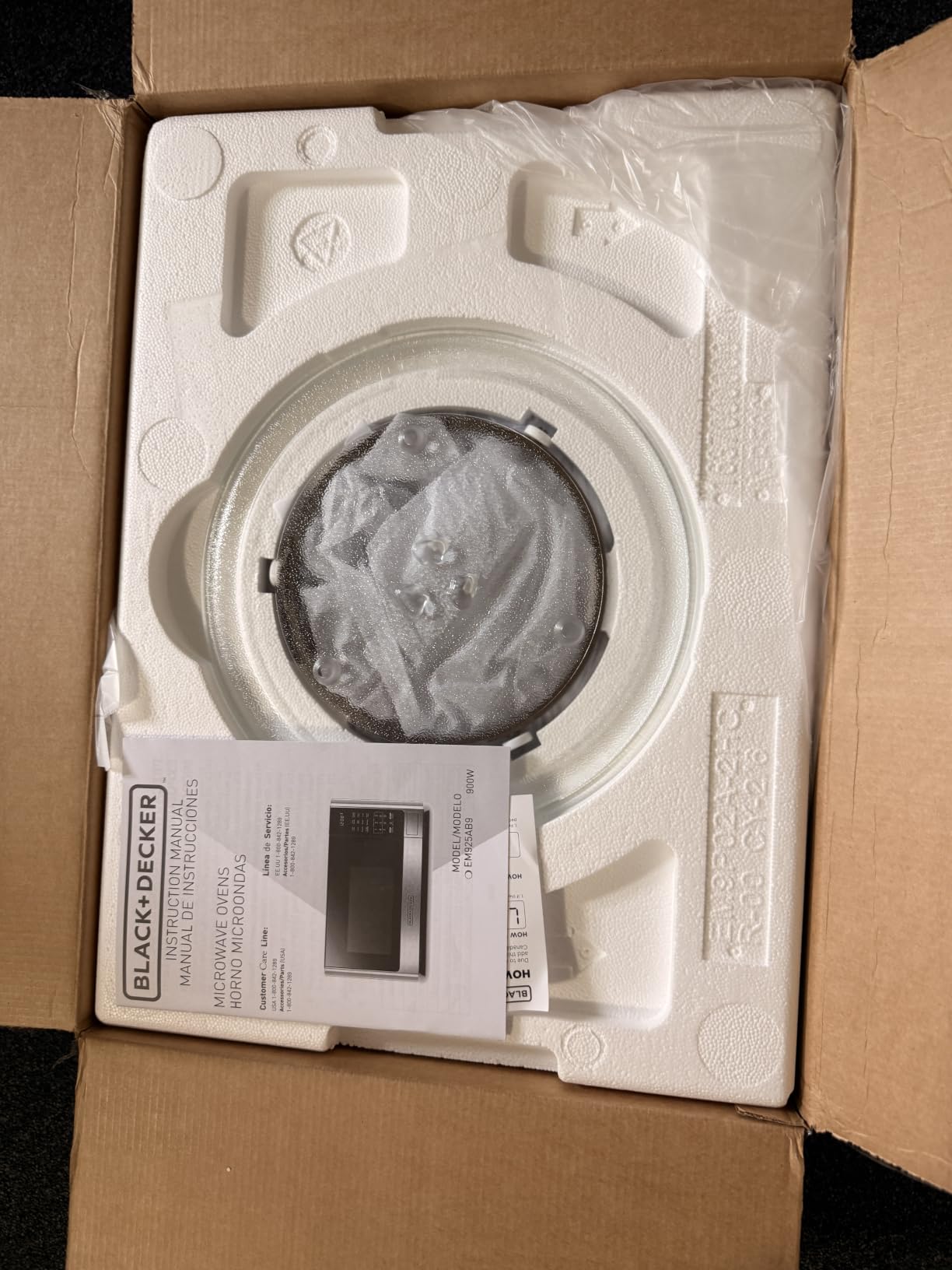 BLACK+DECKER Countertop Microwave Oven, 0.9 Cu.Ft, 900W, Stainless Steel customer photo 1