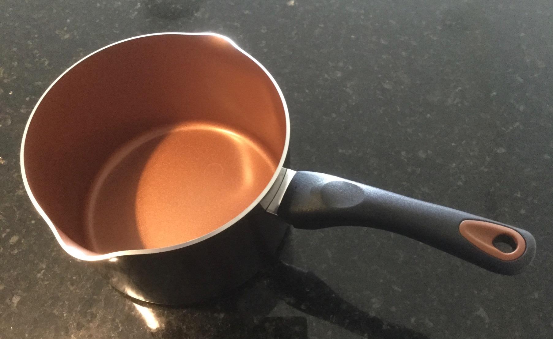Farberware Glide Copper Ceramic Nonstick Straining Sauce Pan, 3-Quart customer photo 2