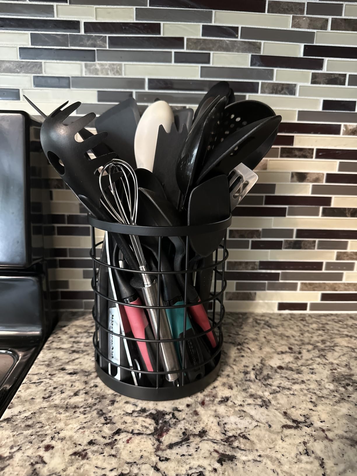 iDesign Kitchen Crock Utensil Holder, Matte Black, Steel customer photo 2