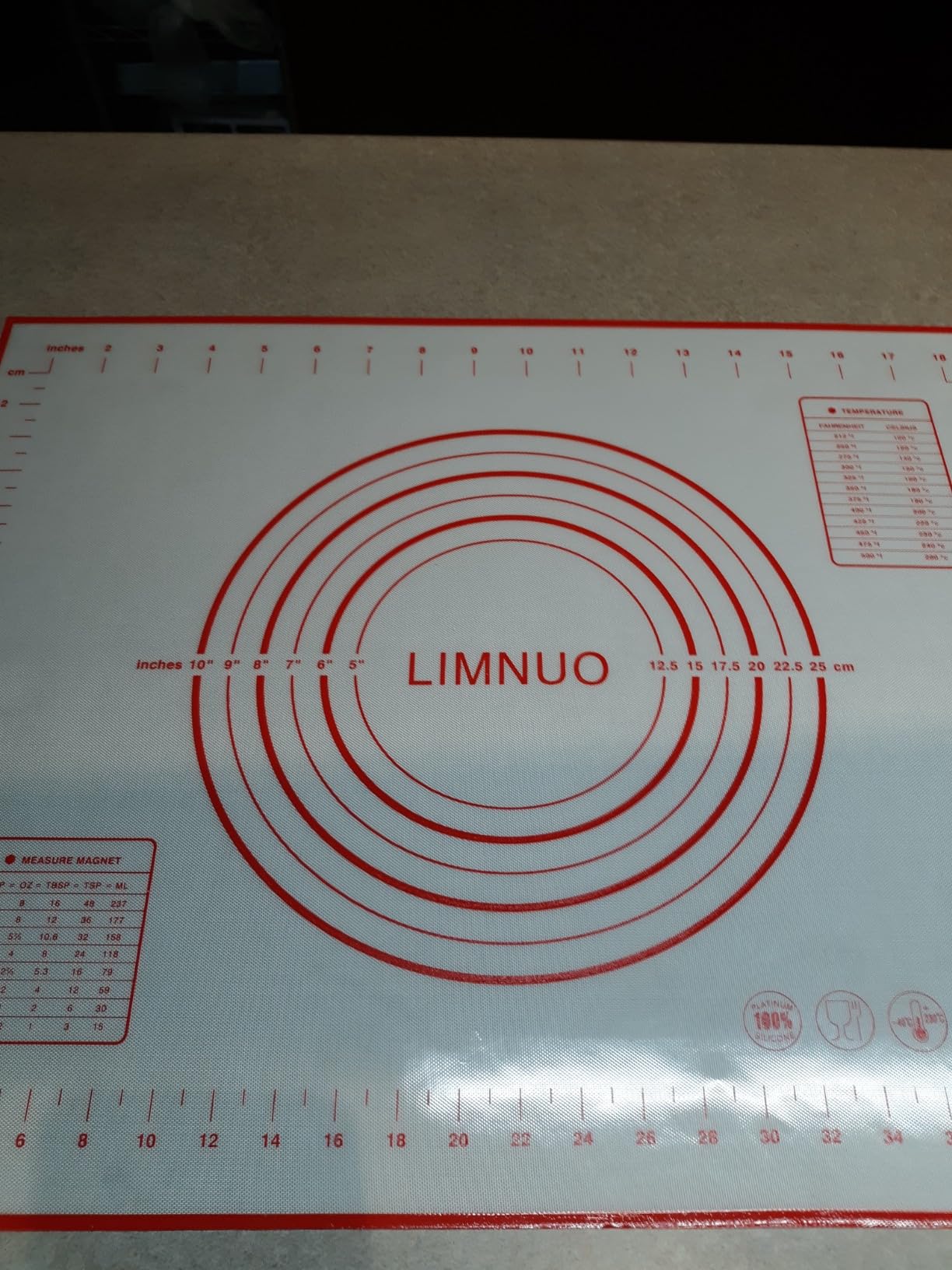 Silicone Baking Mat,Non Stick Rolling Dough with Measurements for Pie Pizza Cookies Fondant Making,Extra Thick Non Slip Silicone Pastry Mat (Red, M-16