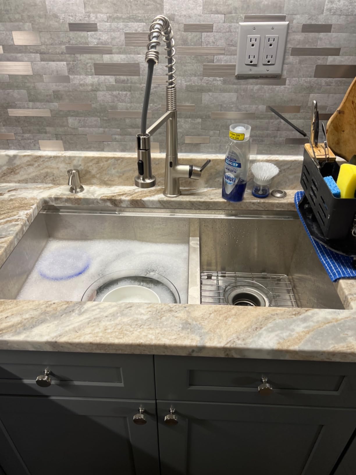 Ruvati 30-in 16-Gauge 50/50 Undermount Workstation Kitchen Sink - RVH8345 customer photo 2