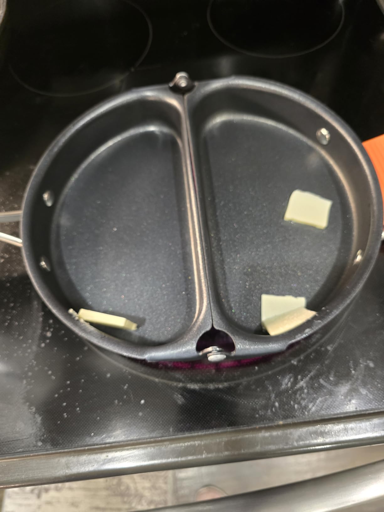 TECHEF - Frittata and Omelette Pan, Nonstick Double Sided Folding Egg Pan, Made in Korea (PFOA Free) (Black) customer photo 1