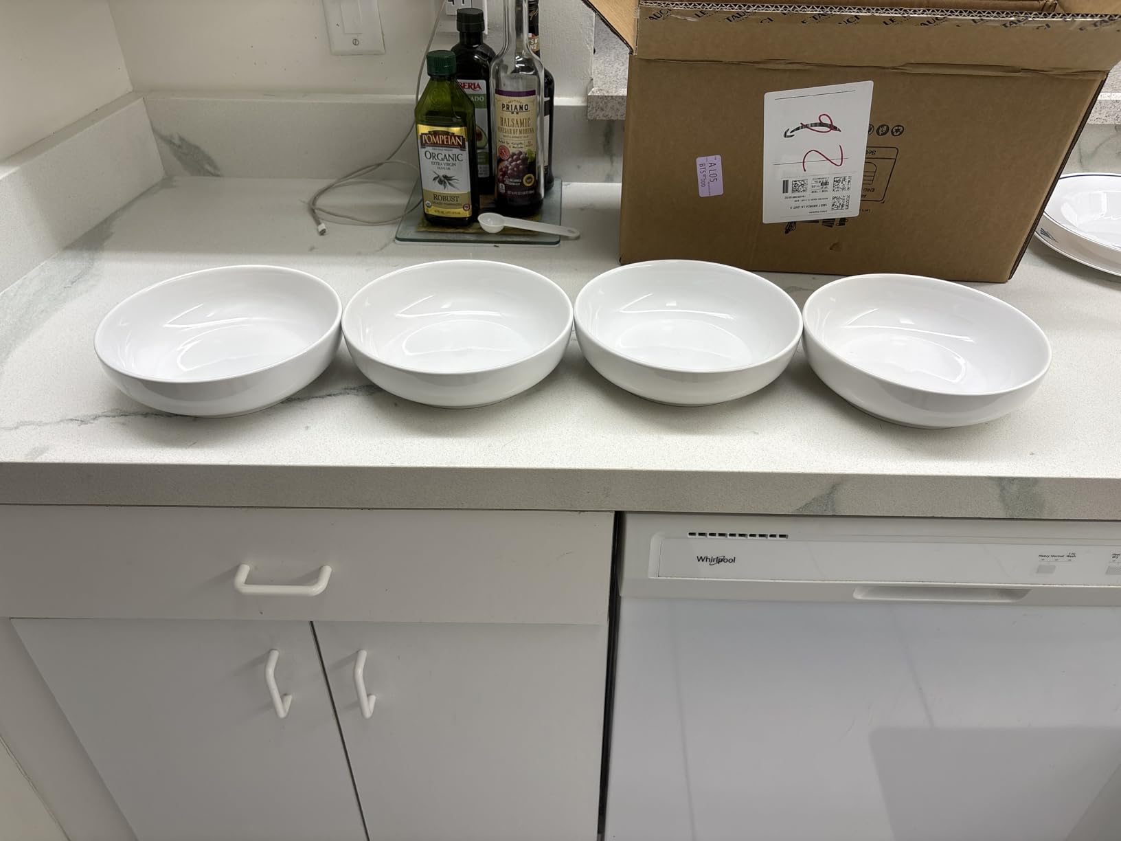 LE TAUCI Pasta Bowls 45 oz, Salad Bowls Set for Serving Soup, Pasta, Noodle, Dinner, Large Kitchen Bowl Plates, Microwave Safe - 8.5 Inch, Set of 4, White customer photo 2