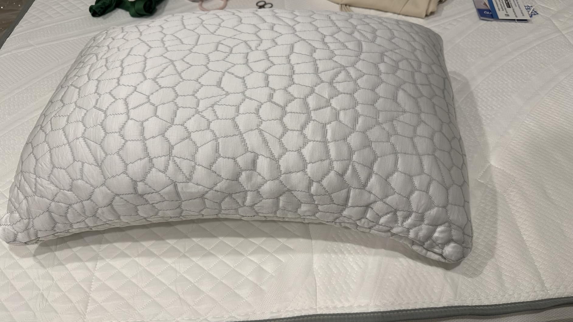 QUTOOL Cooling Pillow for Sleeping, CertiPUR-US Shredded Memory Foam Queen Pillows Set of 2, Cool Pillow for Hot Sleepers Adjustable Firm Pillow for Side, Back, Stomach Sleepers Soft Yet Support, White customer photo 1