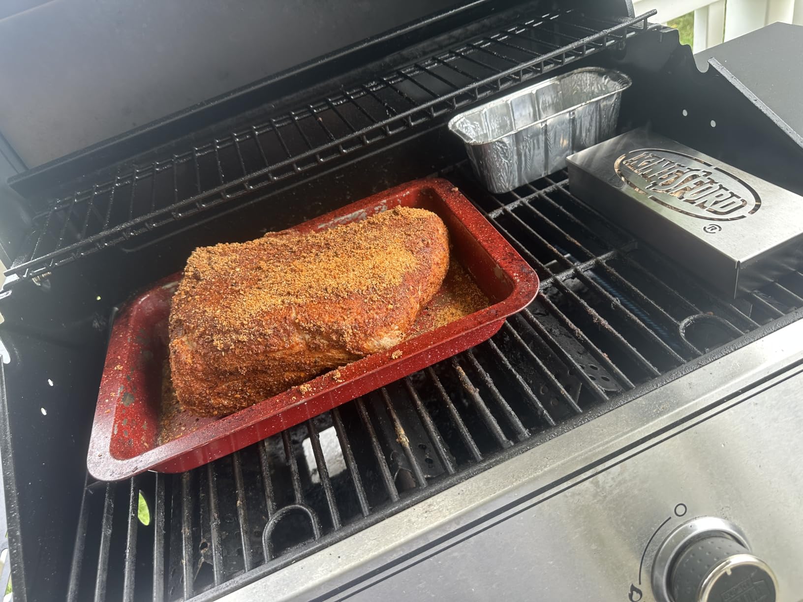 Kingsford Stainless Steel Wood Chip Smoker Box, 9.05 x 3.74 x 1.57 in customer photo 1