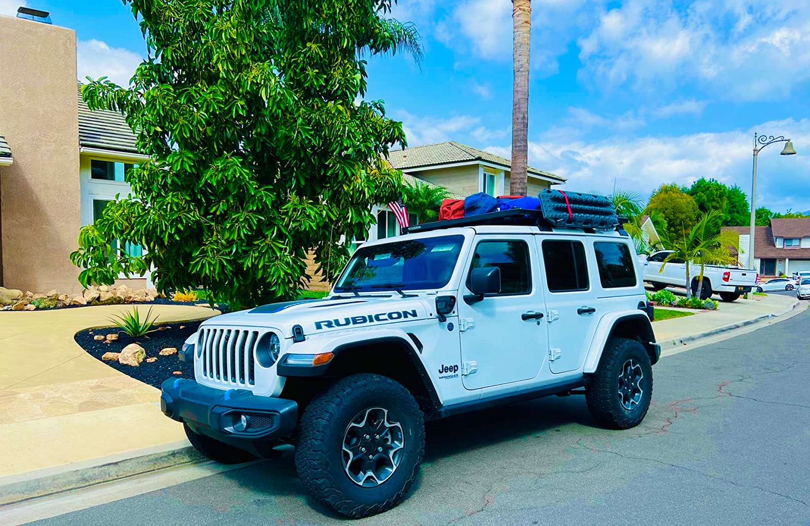 MAXTRAX| MKII Desert Tan Recovery Boards Pair | Heavy Duty Off-Road Traction Tracks for Sand Mud Snow Overlanding (MTX02DT) customer photo 2