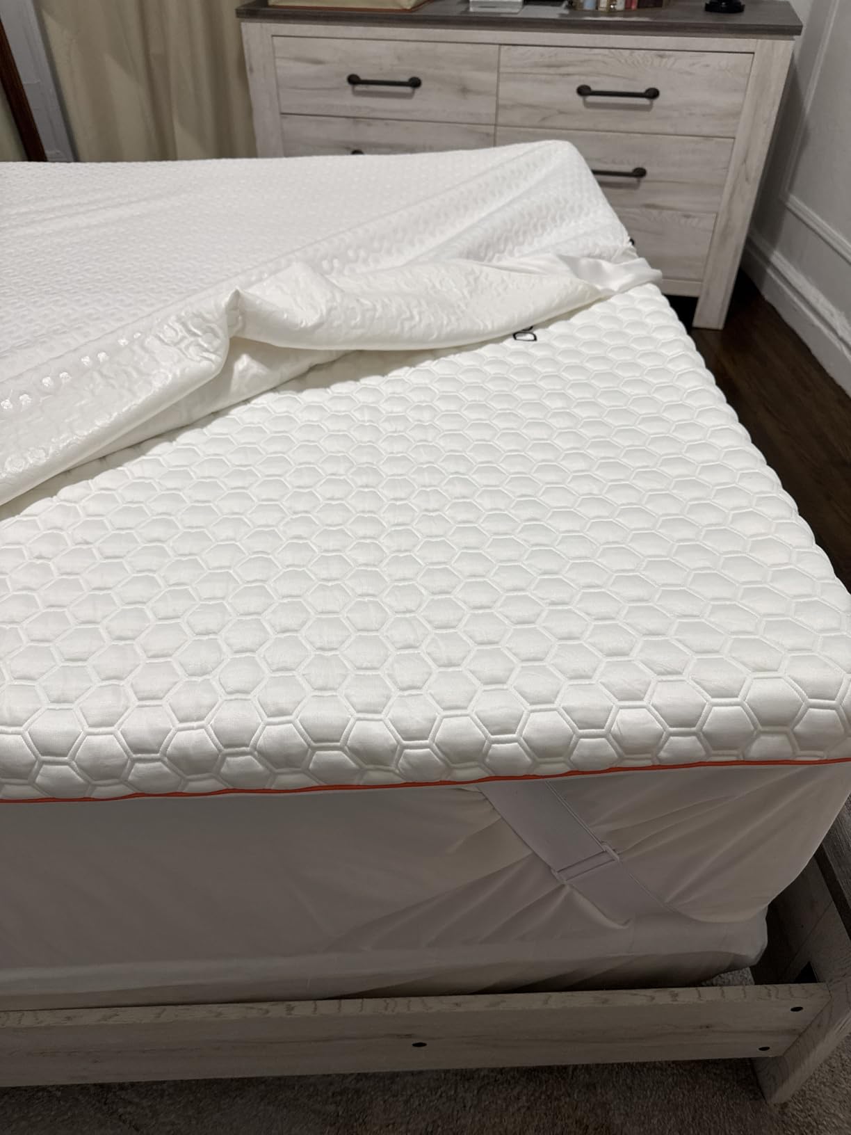 Dormeo Premium Queen Breathable Mattress Topper - Octaspring Technology, 3-Zone Support, Anti-Slip Bottom, Medium Firm customer photo 2