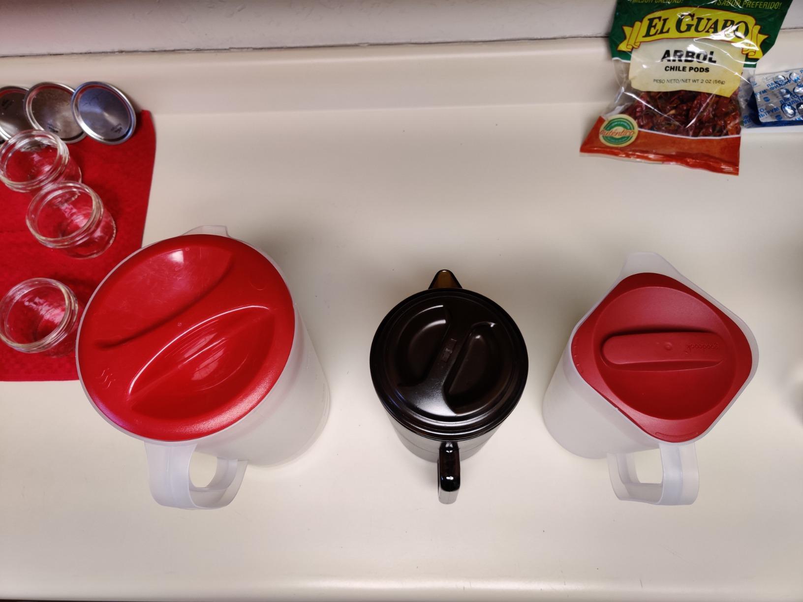 GoodCook 1 Gallon Pitcher with Embossed Measurements, Integrated Pour Spout & 4 Way Lid, Made Without BPA, Clear/Red customer photo 2