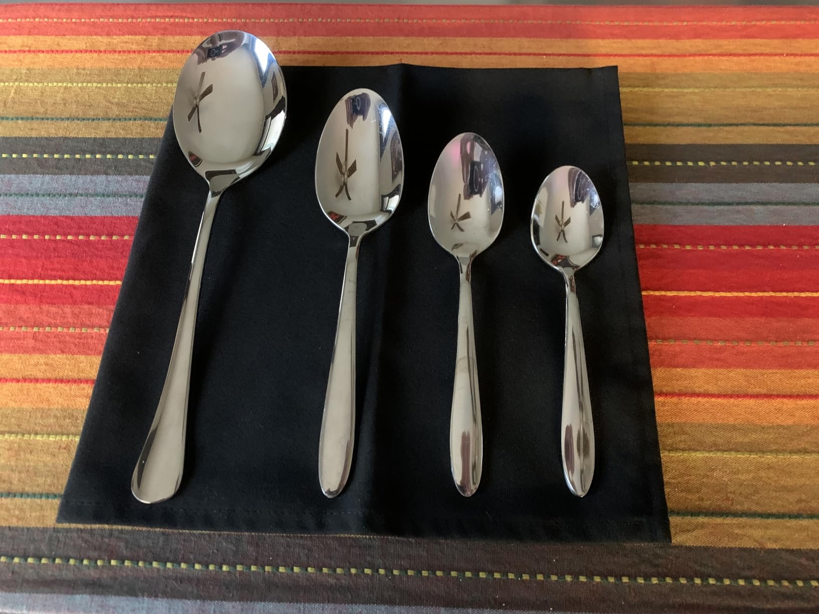LIANYU 6-Piece Large Serving Spoon Set, Stainless Steel Serving Utensil Set customer photo 1