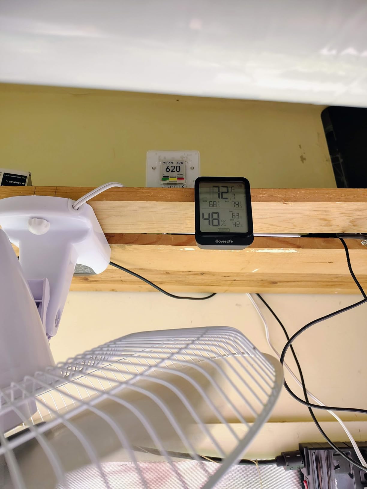Aranet4 Indoor Air Quality Monitor, Wireless CO2 Detector for Home, Office | 4-year battery life, NDIR sensor. Tracks carbon dioxide, temperature, humidity, and pressure in real time. E-ink screen customer photo 1