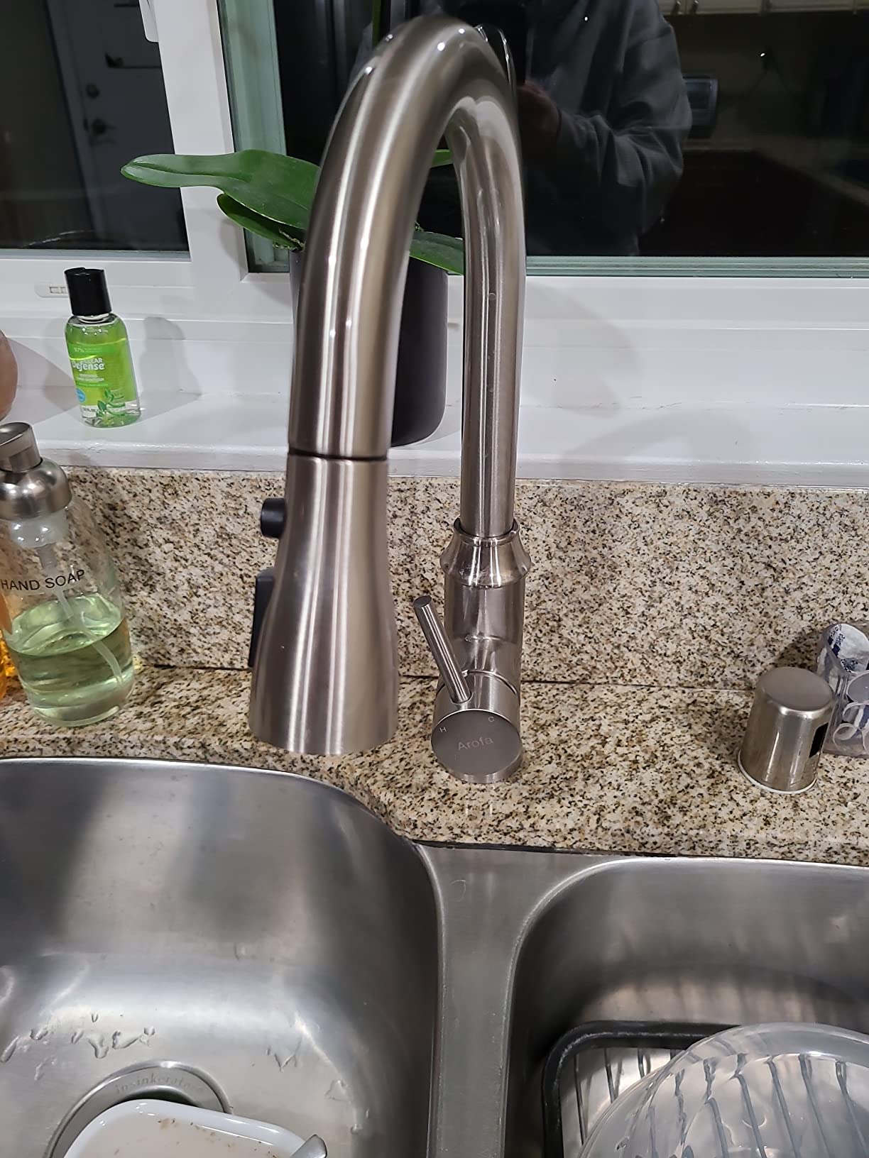 Arofa Brushed Gold Kitchen Faucet with Pull Down Sprayer, 3-Mode Sprayer customer photo 2