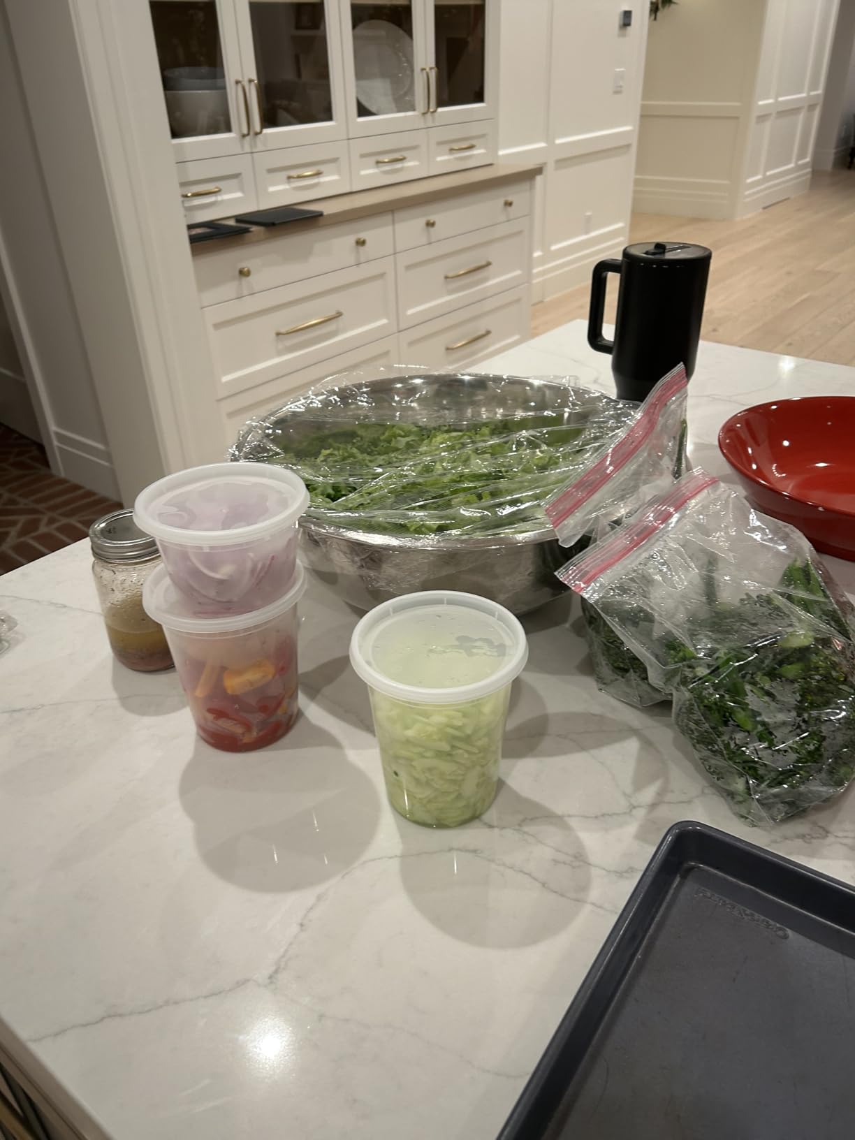 Freshware Food Storage Containers [50 Set] 16 oz Plastic Deli Containers with Lids, Slime, Soup, Meal Prep Containers | BPA Free | Stackable | Leakproof | Microwave/Dishwasher/Freezer Safe customer photo 2