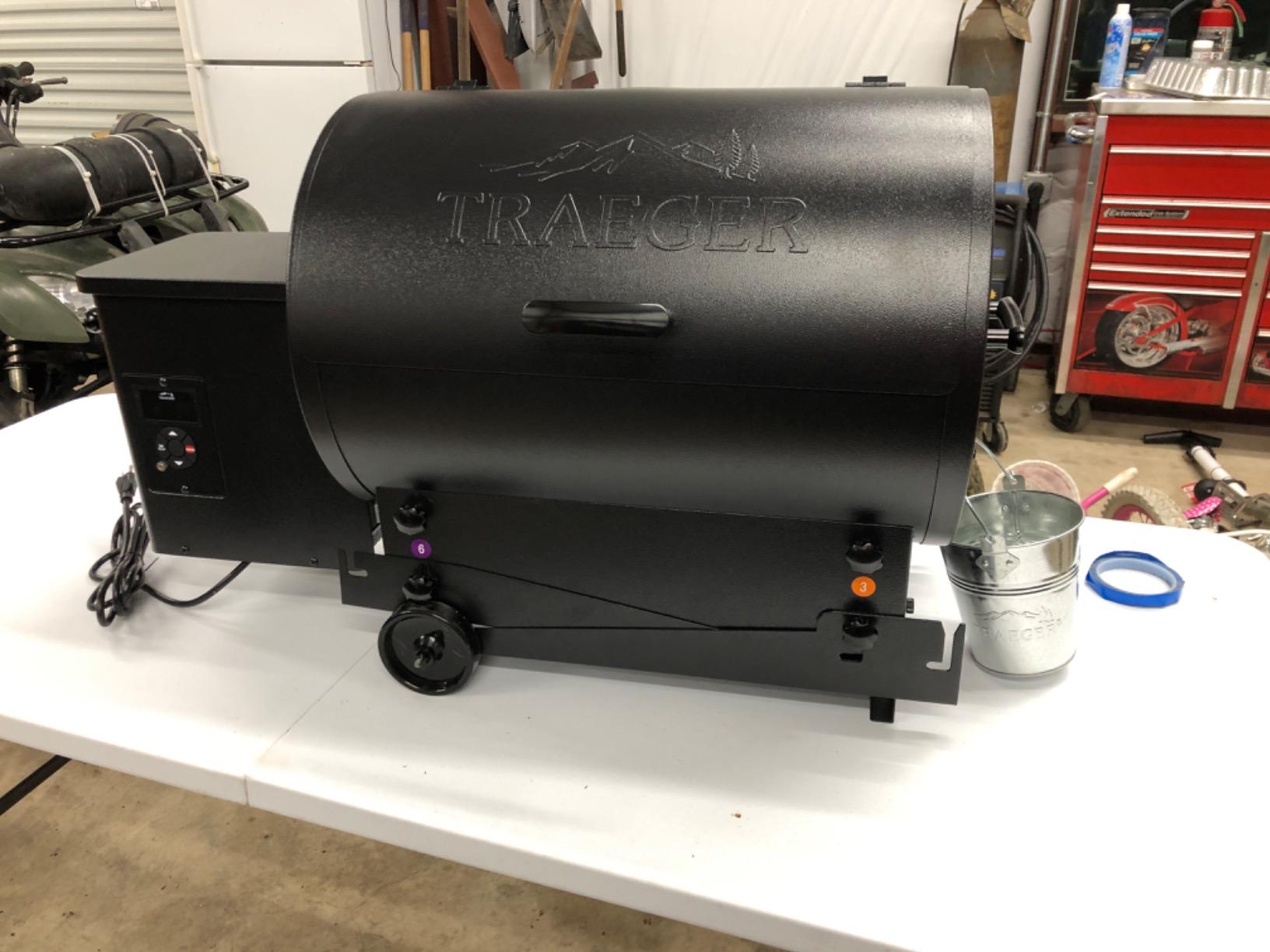 Traeger Tailgater Portable Wood Pellet Grill & Smoker, 300 Sq In, Foldable legs, 6-in-1 versatility - wood-fired flavor for tailgating, camping & outdoor BBQ customer photo 1