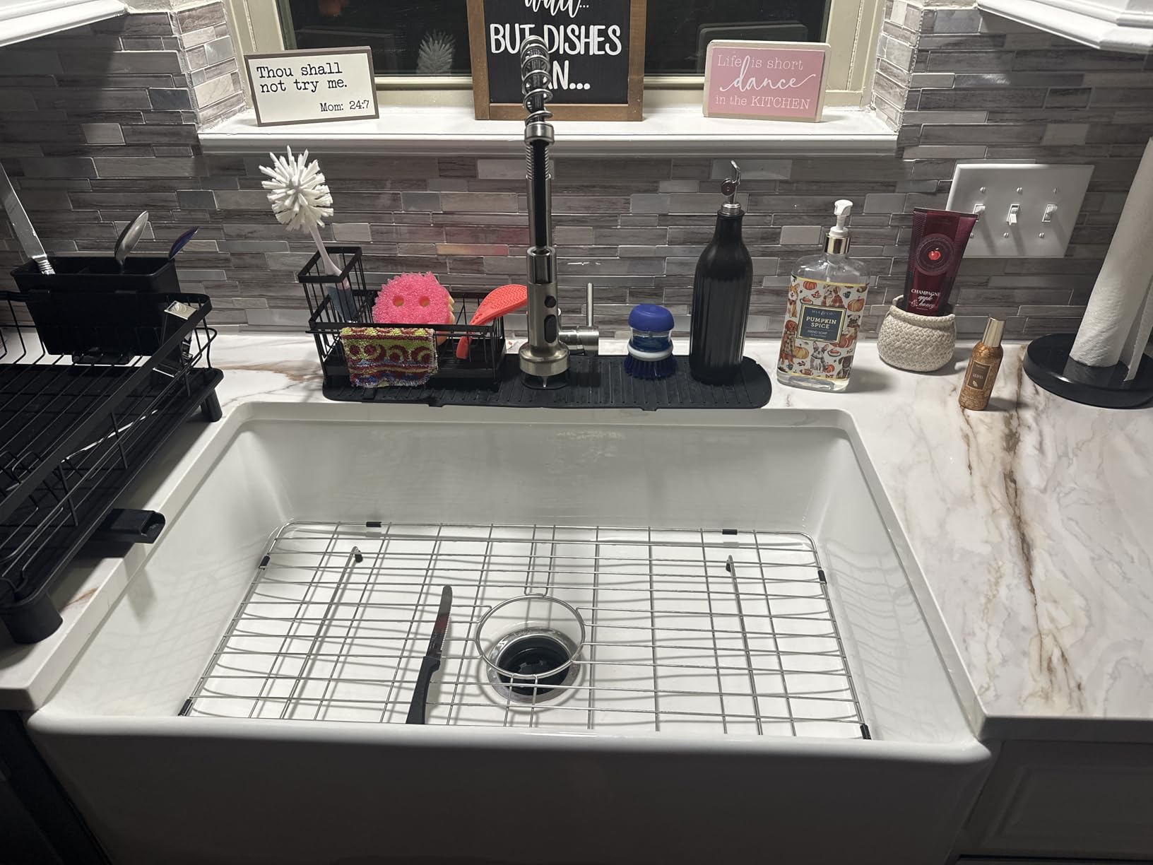 Sarlai 33 White Farmhouse Sink - 33x20 Inch Kitchen Sink Apron Front Ceramic Porcelain Vitreous Fireclay Single Bowl Farmer Sinks Basin customer photo 2