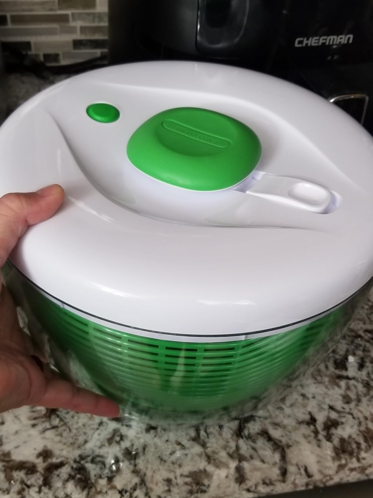 Farberware Easy to Use Pro Pump Spinner with Bowl, Colander and Built-in Draining System, 6.6 quart, Green customer photo 1