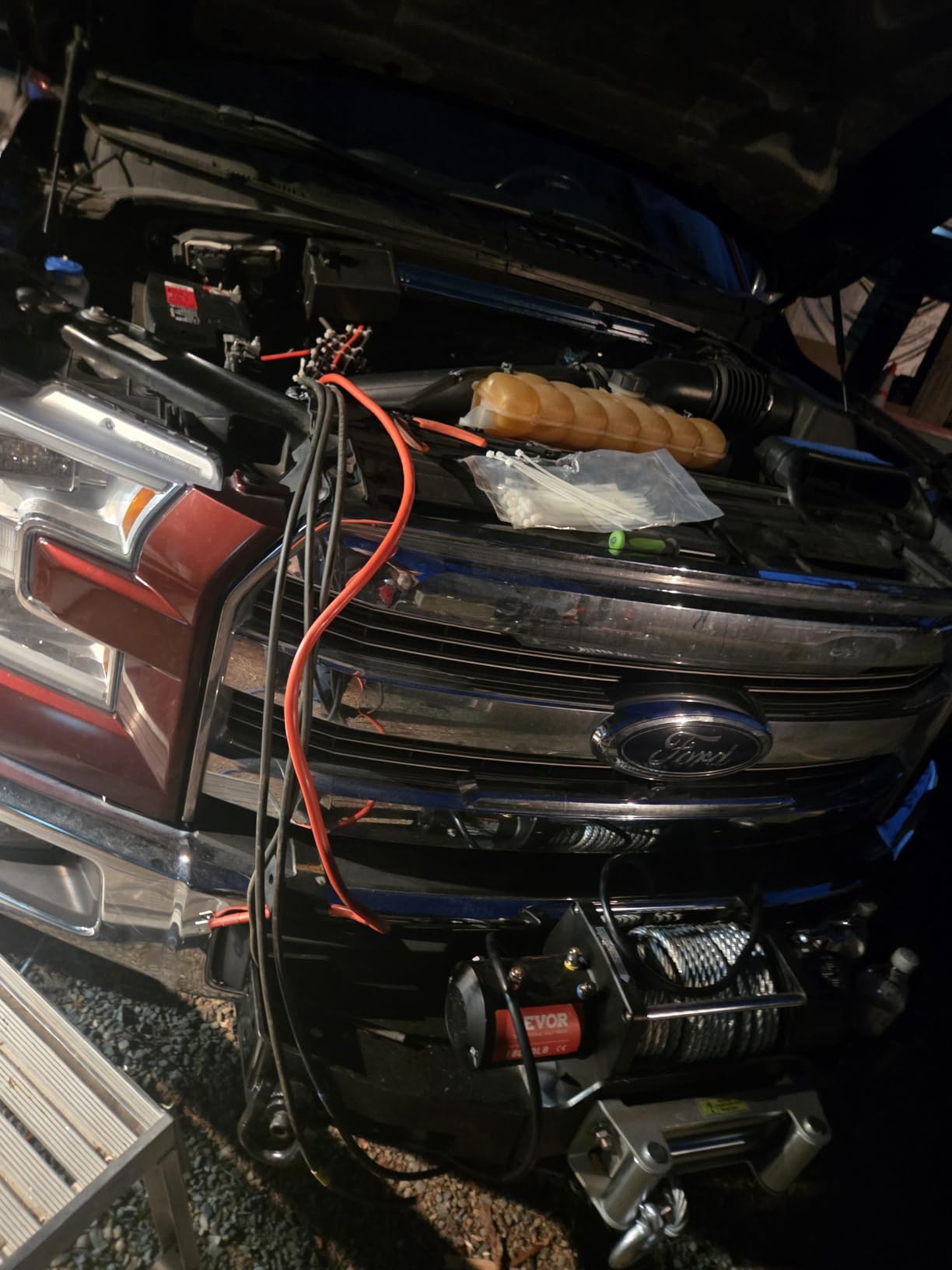 VEVOR Electric Winch 12000 lbs 12V DC Truck Winch 0.36in x 85ft Steel Cable customer photo 1