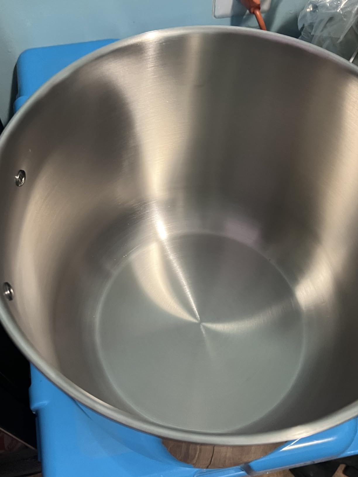 NutriChef 15-Quart Stainless Steel Stock Pot with Tempered Glass Lid - Induction Compatible Large Stockpot, Ideal for Stews & Soups, Dishwasher Safe - NCSP16 customer photo 1