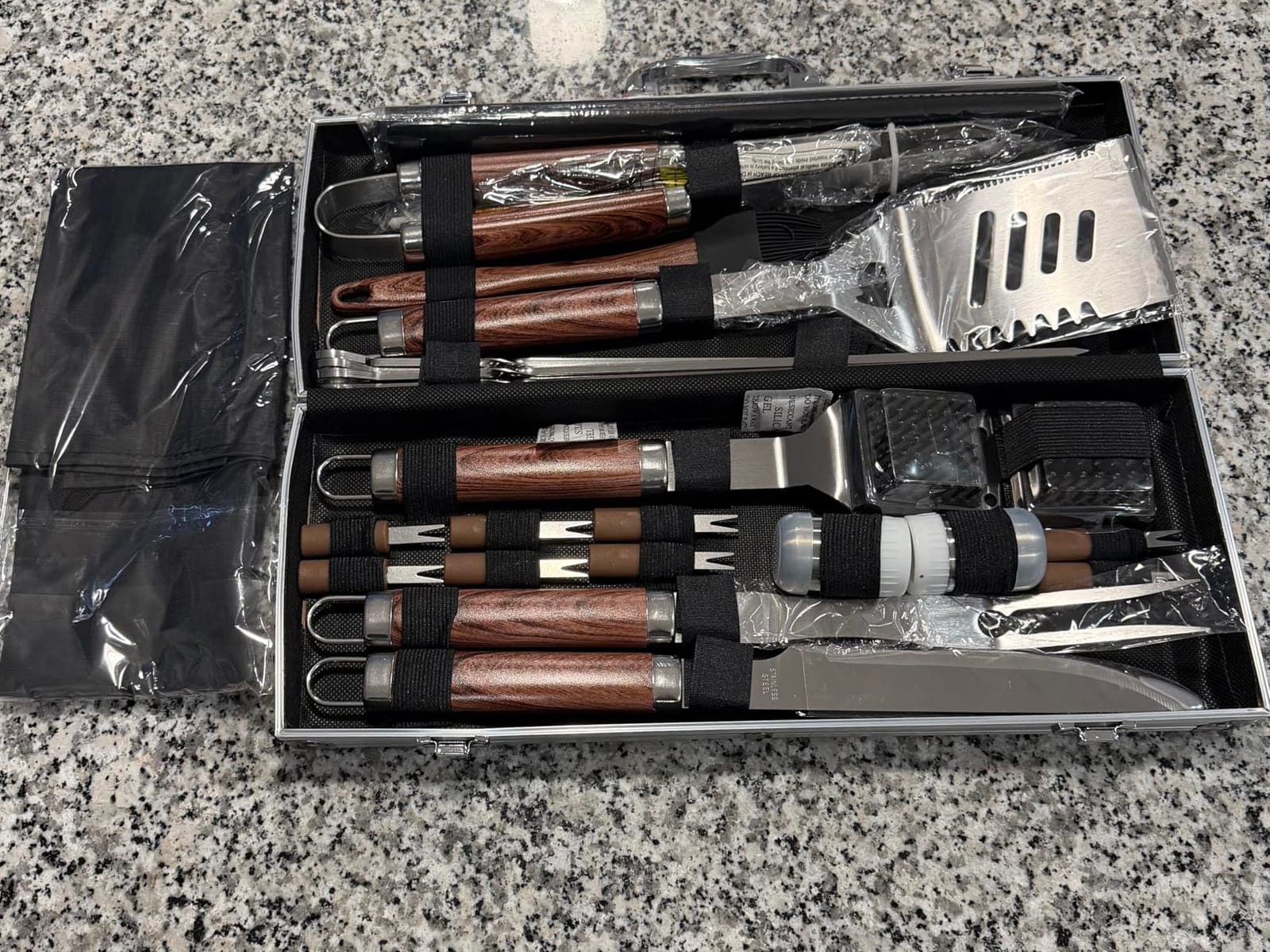 ROMANTICIST 26pcs Grilling Gifts for Men, Dad Gifts for Father's Day, Stainless Steel BBQ Grill Accessories Tools Set, Heavy Duty BBQ Utensils Kit with Apron, Thermometer, Mats in Aluminum Case Brown customer photo 2