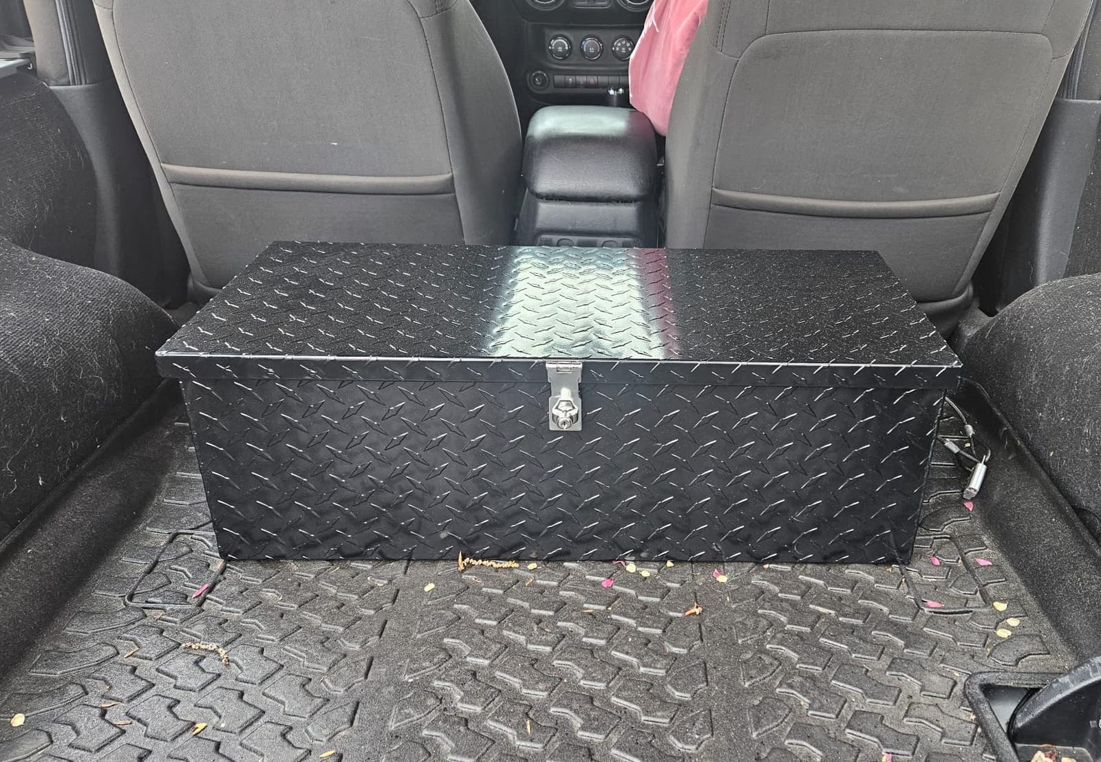 TUFFIOM Truck Bed Tool Box, 24