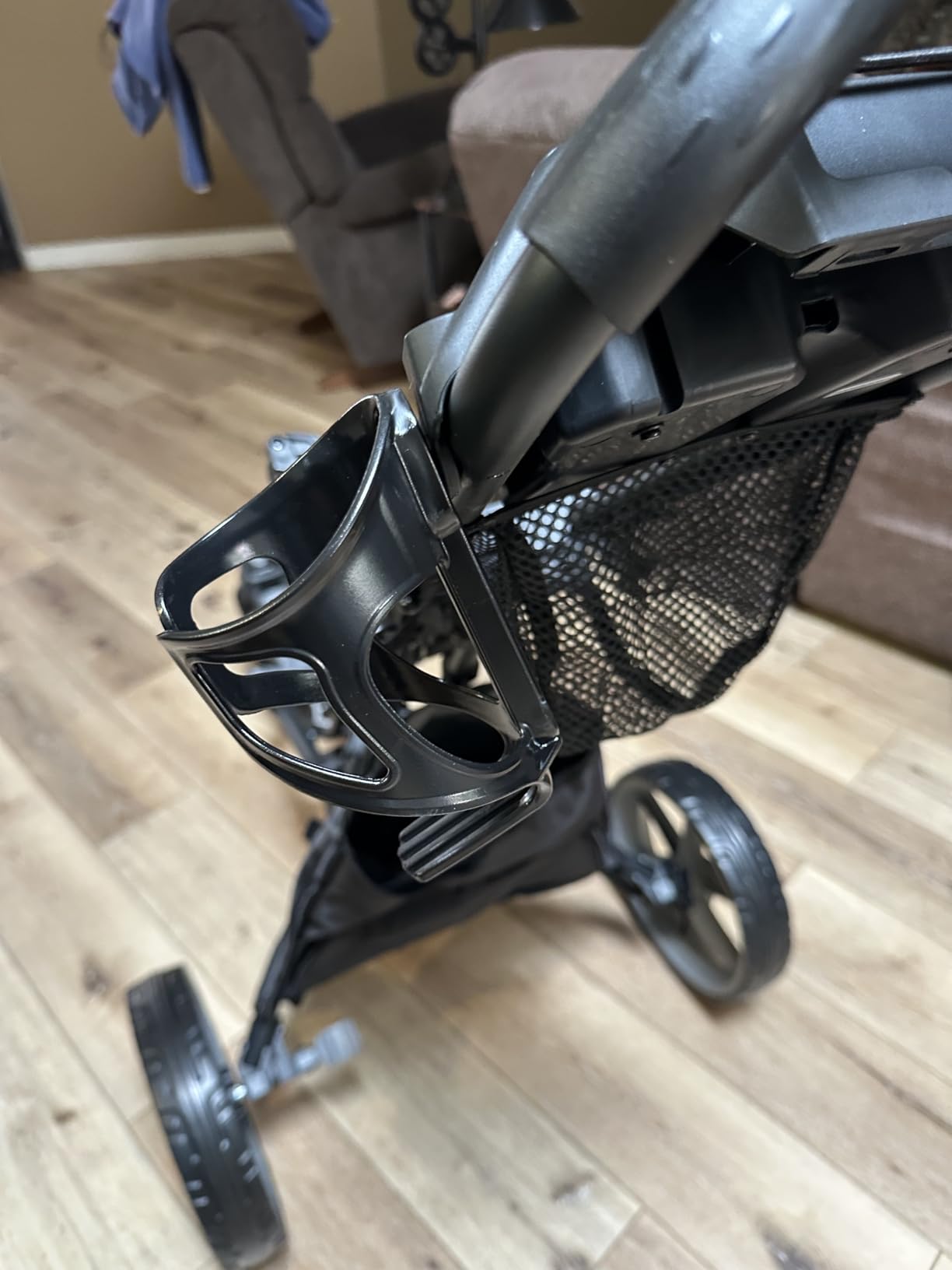 KVV 3 Wheel 360 Rotating Front Wheel Golf Push Cart Open and Close in ONE Second-Free Umbrella Holder Included customer photo 1