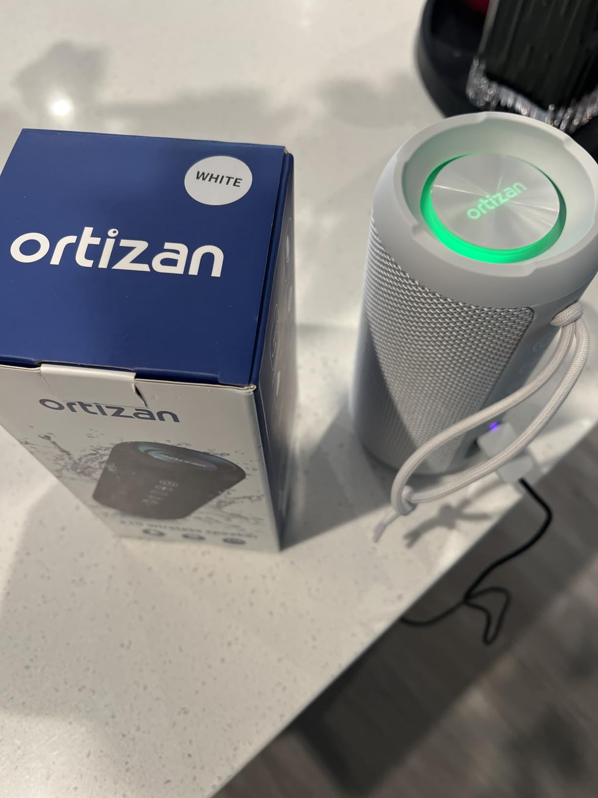 Ortizan X10 Portable Bluetooth Speaker (1st Gen), IPX7 Waterproof customer photo 2