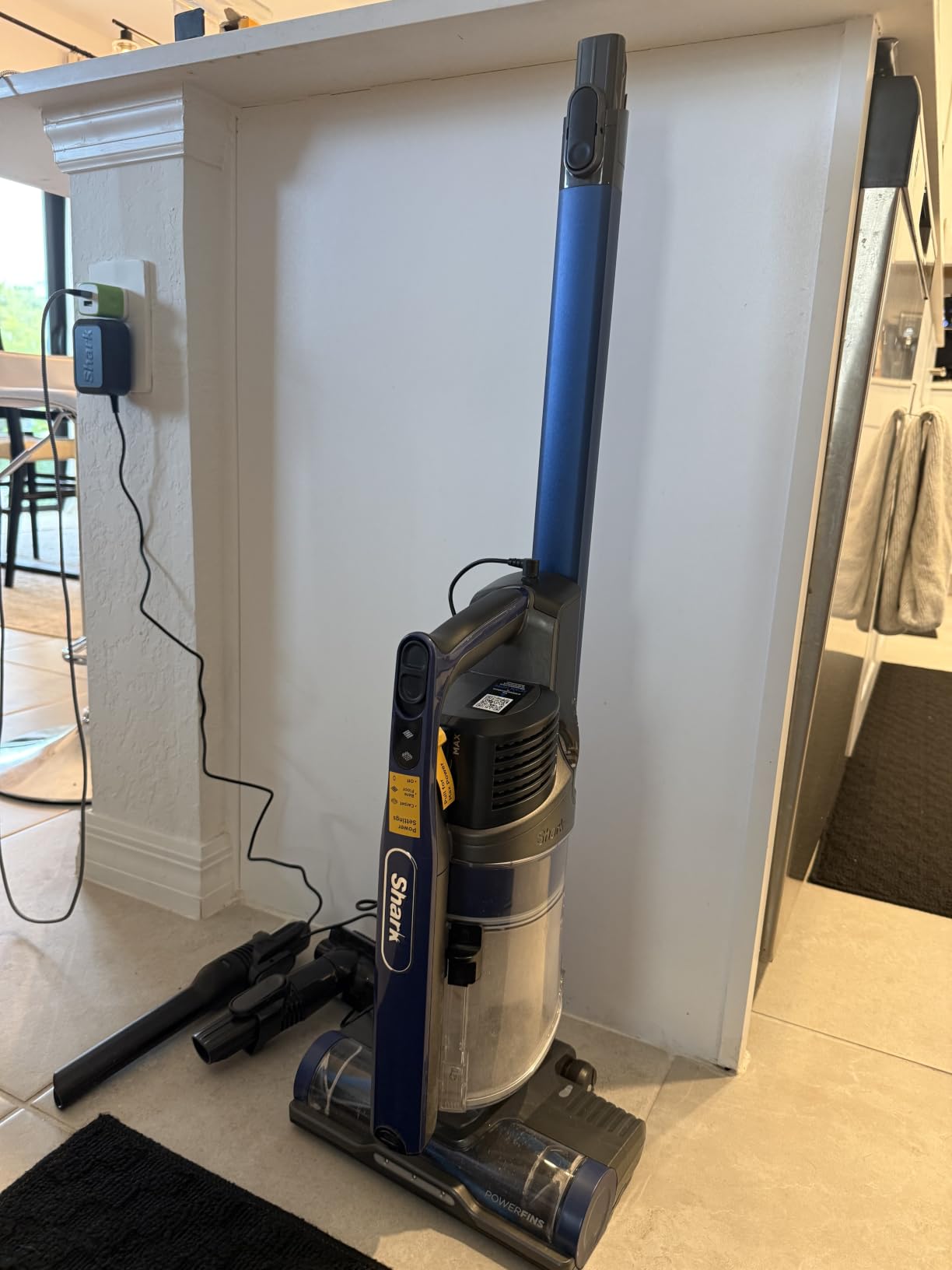 Shark Cordless Vacuum Cleaner - Blue - IZ363HT | Lightweight Carpet and Hardwood Floor Vacuum for Pet Hair, HEPA Filter, Handheld Stick Design, 50-Min Runtime customer photo 2