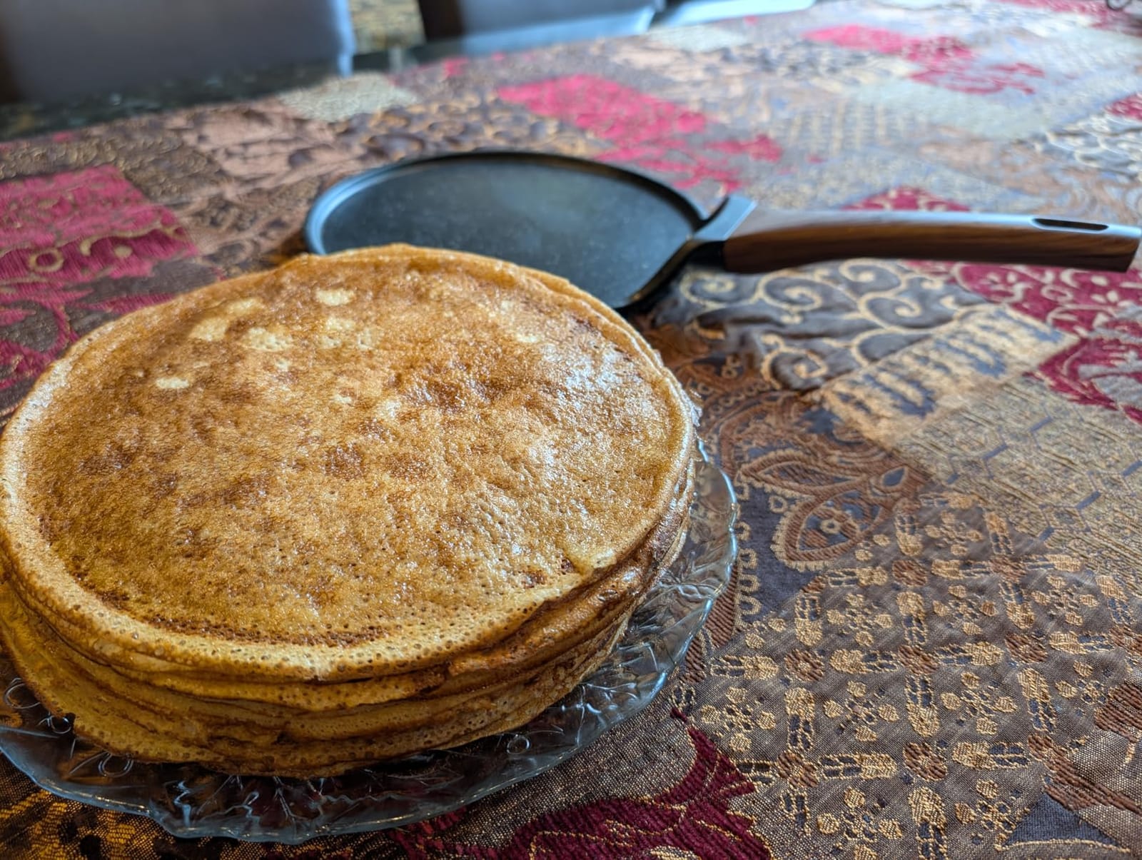 ESLITE LIFE 11 Inch Crepe Pan with Spreader, Nonstick Granite Coating Dosa Pan, Roti Tawa Comal Para Tortillas Pancake Griddle Pan, Induction Compatible, PTFE & PFOA Free, Black customer photo 1