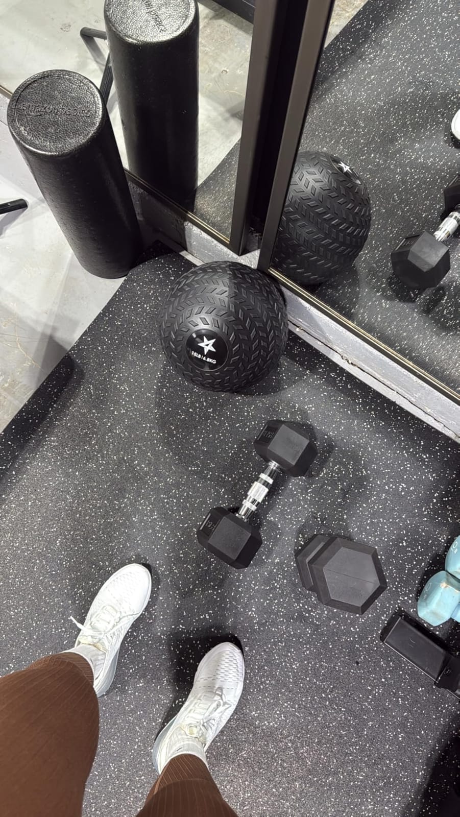 Yes4All Sand-Filled Slam Ball for Strength Training customer photo 1