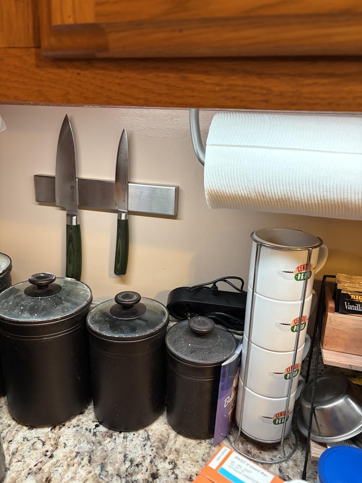 GORILLA GRIP 304 Stainless Steel Magnetic Knife Holder Strip, 10 Inch | Heavy Duty and Secure Wall Mounted Bar for Knives, Tools, Holds Up to 6 lbs, Kitchen Home Organizer, Easy Installation customer photo 1