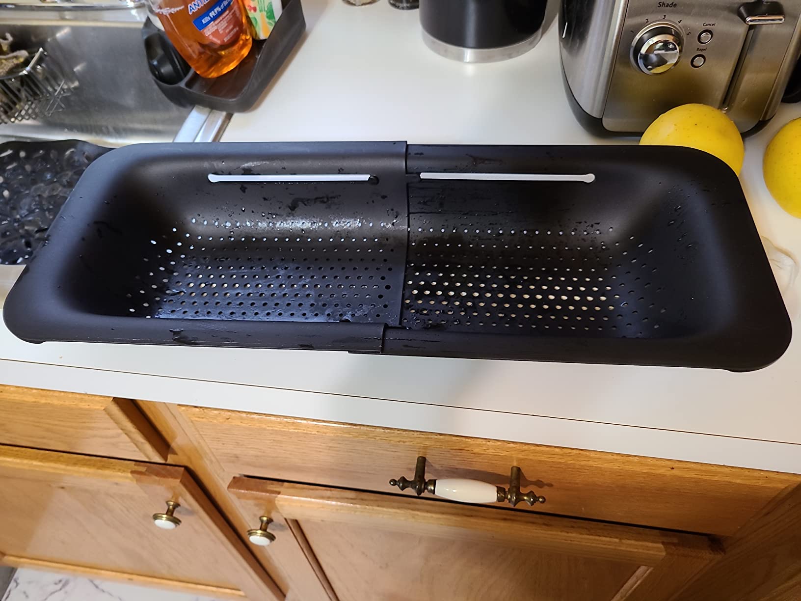 Collapsible Sink Colanders and Strainers Basket Over the Sink Colander Collapsible Colander Extendable Plastic Fruit Vegetable Strainer Drainer Basket for Kitchen (Length 14.3 inch-19.4 inch) (White) customer photo 2