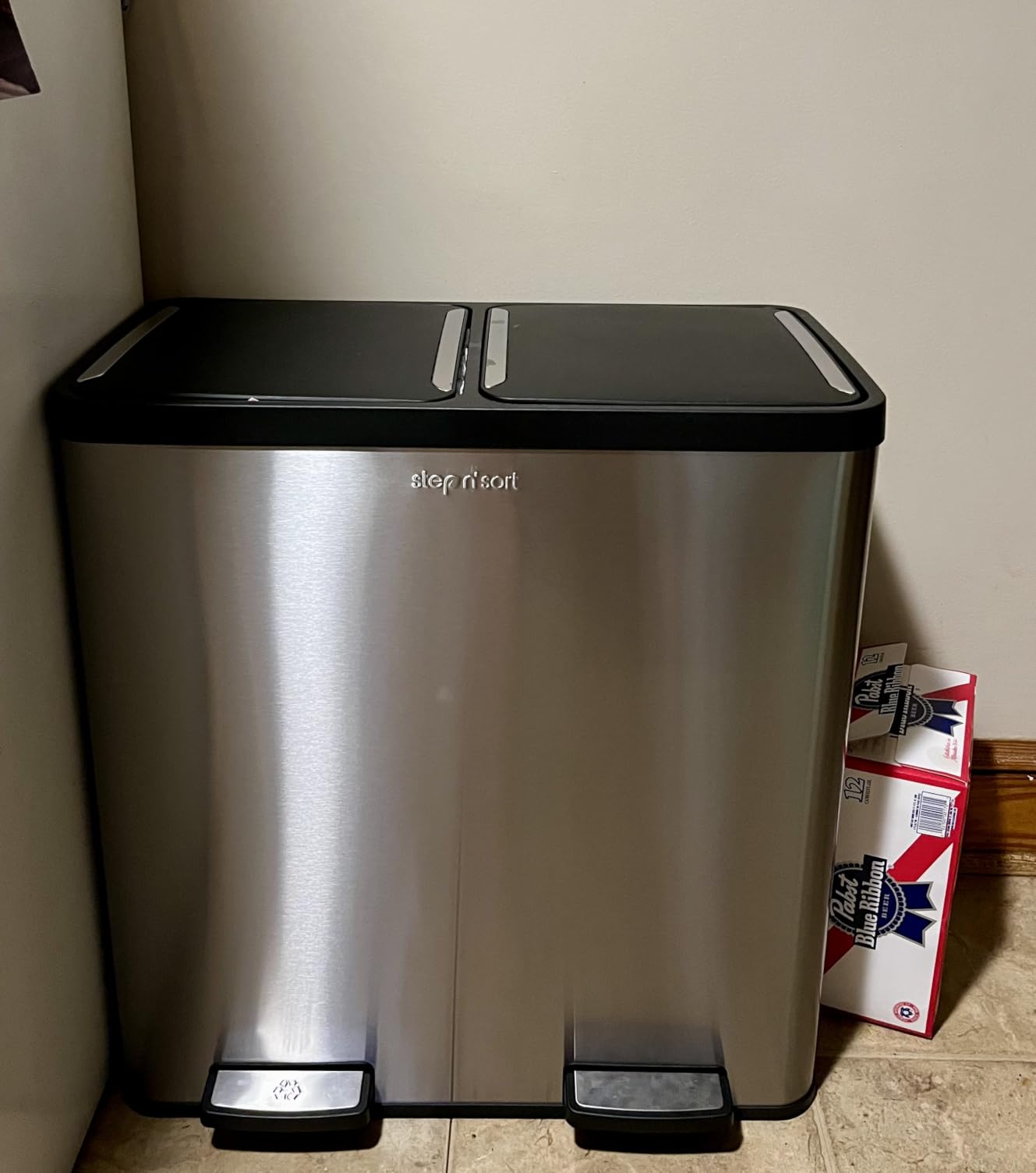 Step N' Sort The 18.5 Gallon Extra Large Capacity, Soft-Step, Dual Trash and Recycling Bin with Removable Inner Bins, Silver customer photo 2
