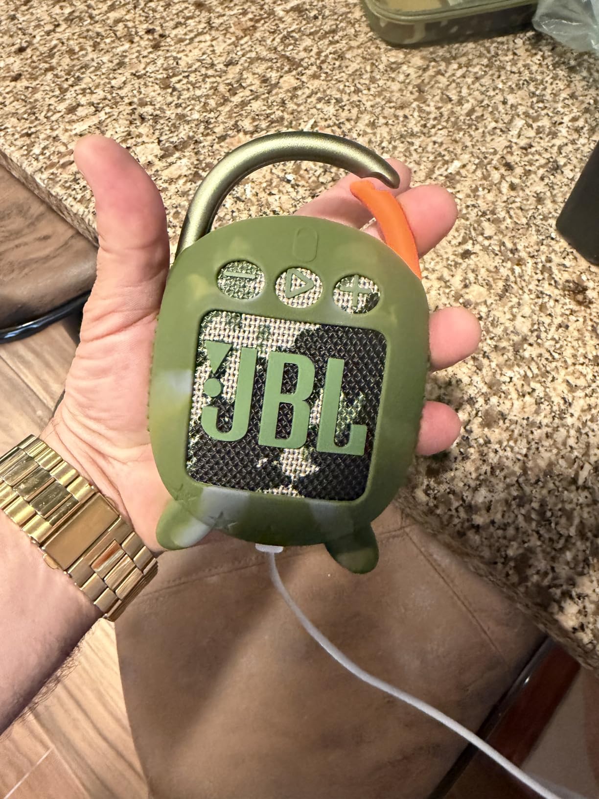 JBL Clip 4 Portable Bluetooth 5.1 Speaker, Waterproof & Dust Resistant customer photo 2