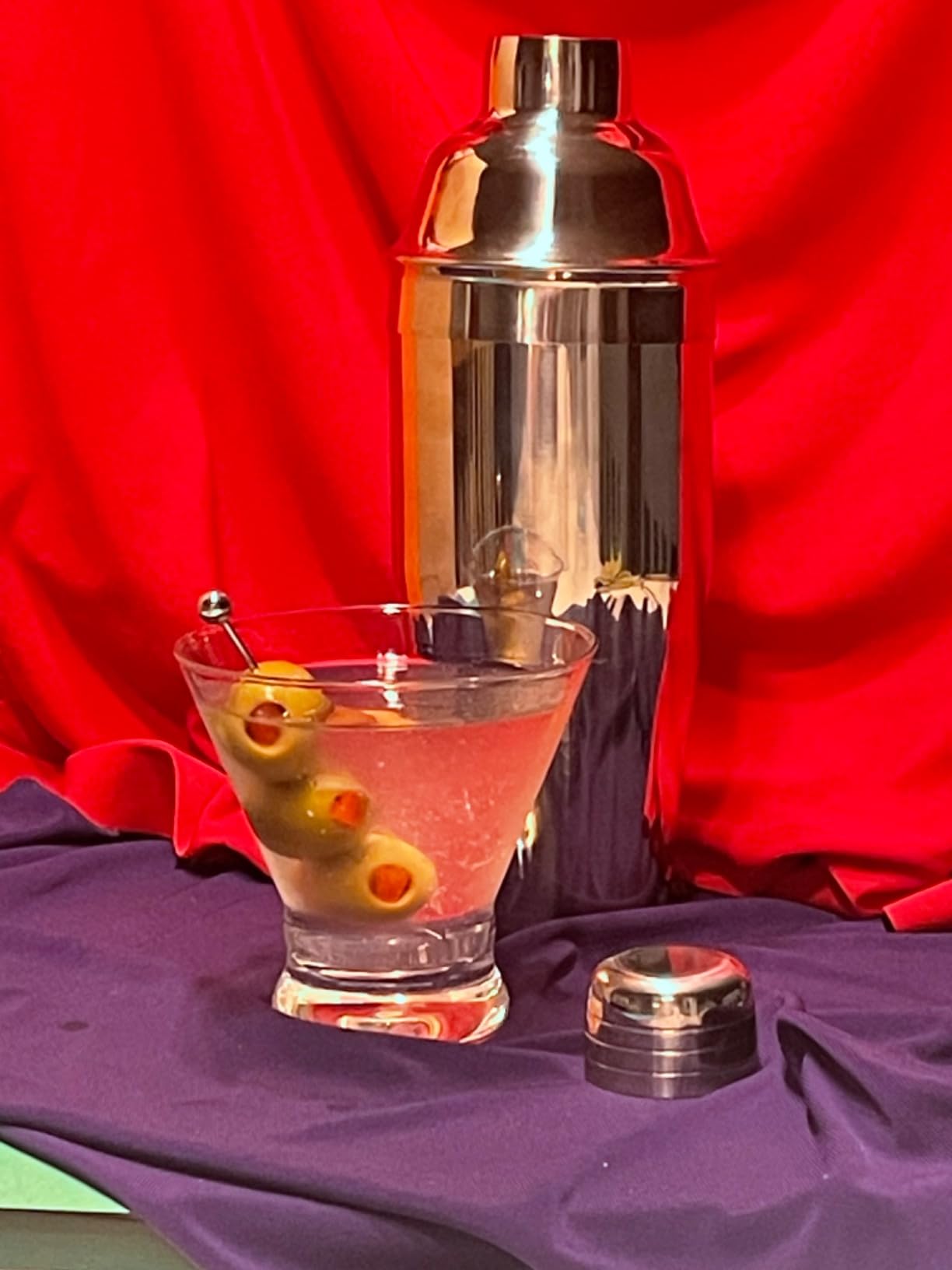 WPHUAW 24oz Cocktail Shaker Bar Set-Professional Margarita Mixer Drink Shaker Professional Stainless Steel Bar Tools Built-in Bartender Strainer for Martini Kit customer photo 1