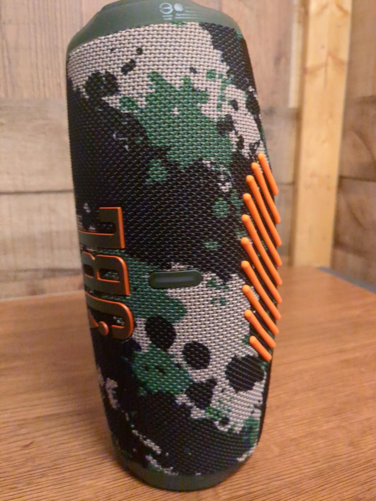 JBL Charge 5 Portable Waterproof Speaker, Black customer photo 1