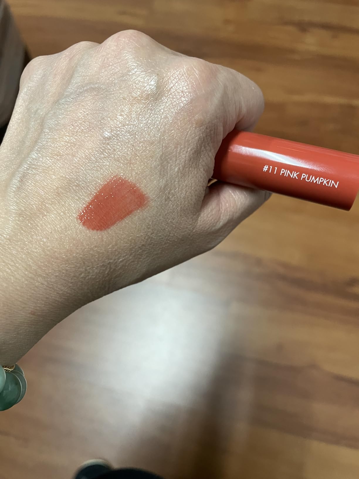 rom&nd Juicy Lasting Tint | Glossy Lip Tint | 23 Nucadamia | 0.18oz | Lip Tint | Glass Shine Tanghulu Finish | Hydrating & Plumping, Long Lasting Non Sticky K Beauty Color customer photo 1