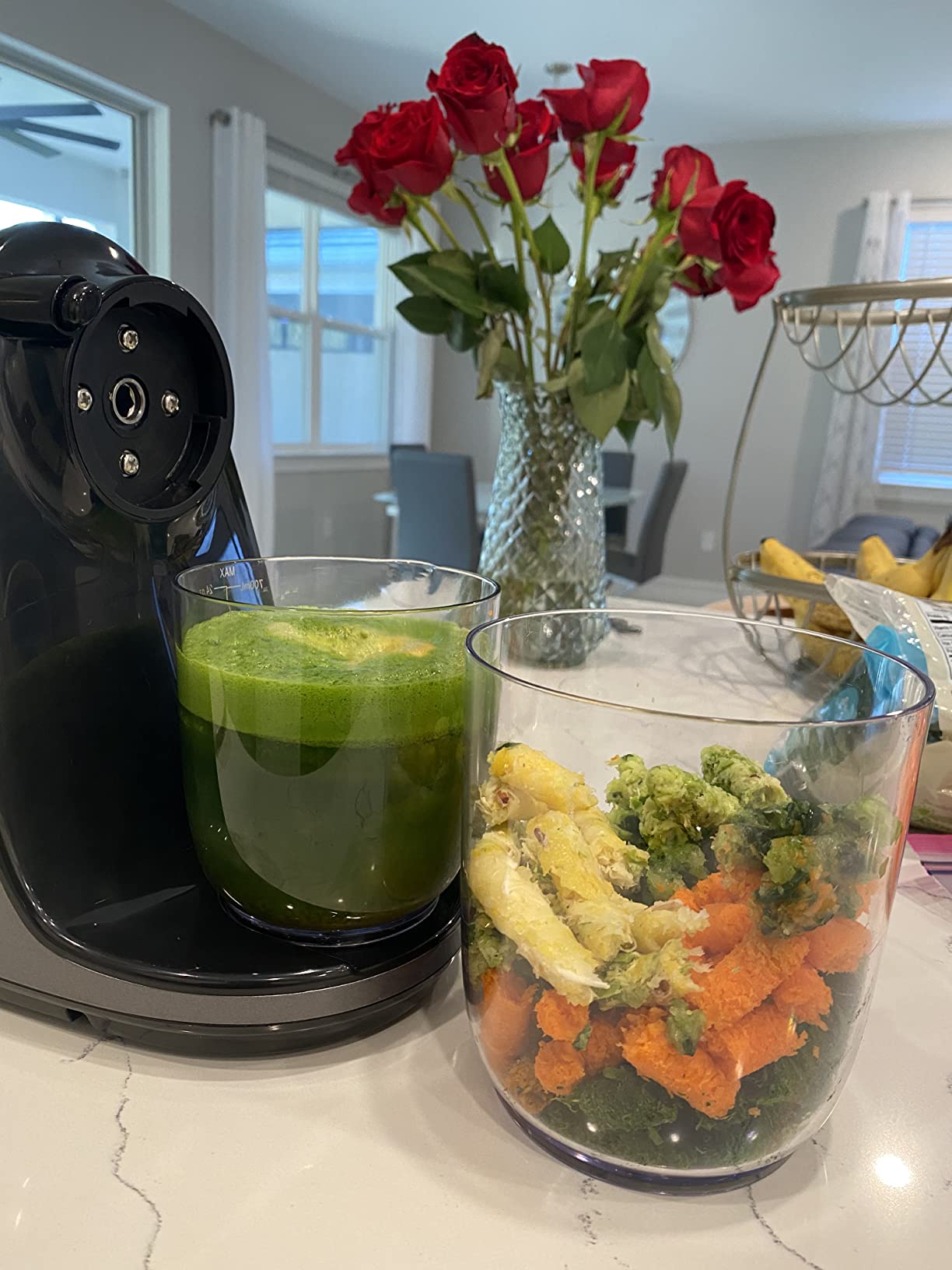 Jocuu Slow Masticating Juicer with 2-Speed Modes - Cold Press Juicer Machine - Quiet Motor & Reverse Function - Easy to Clean Juicer Extractor - Juice Recipes for Fruits & Vegetables (Black) customer photo 1