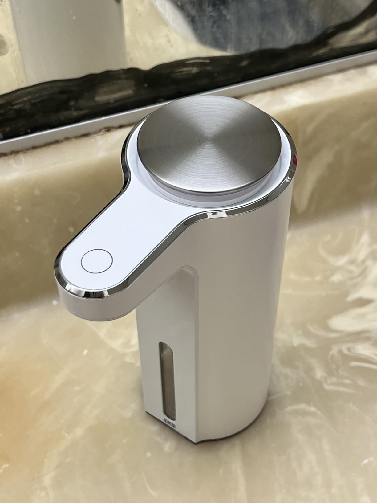 EKO Aroma Touchless Automatic Soap Dispenser for Kitchen and Bathroom, Liquid Hand Soap Dispenser, Rechargeable, 9 fl oz (Stainless) customer photo 1