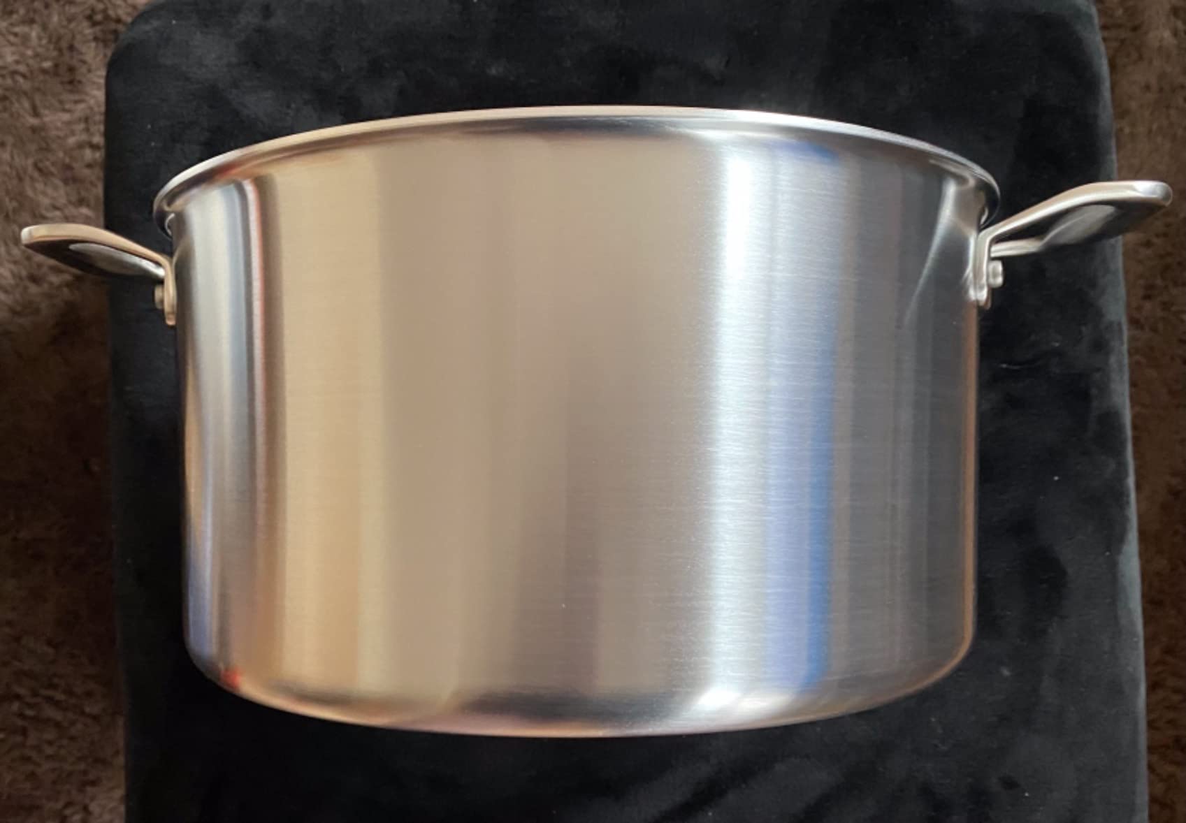 Made In Cookware - 12 Quart Stainless Steel Stock Pot With Lid - 5 Ply Stainless Clad - Professional Cookware - Crafted in Italy - Induction Compatible customer photo 1