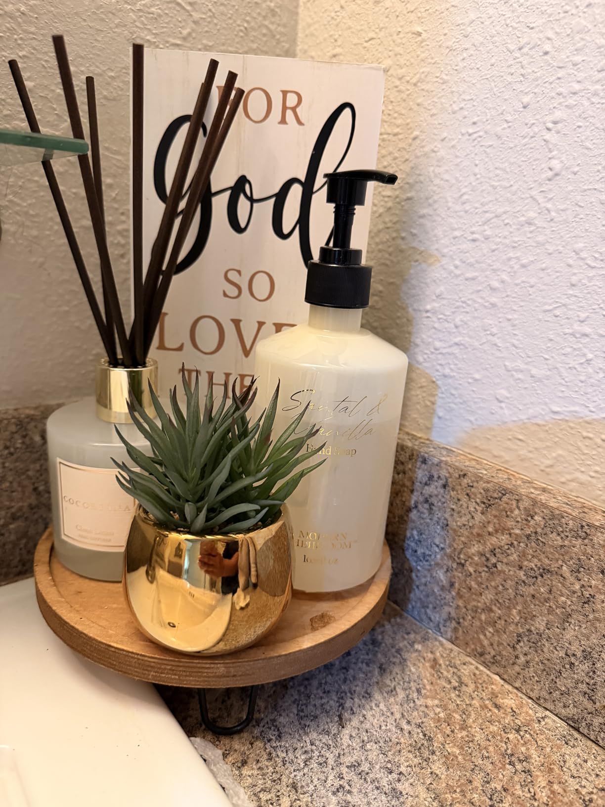 Cocorrína Reed Diffuser Set, Clean Linen 6.7 fl oz Scented Diffuser with Sticks Home Fragrance Reed Diffuser for Bathroom Shelf Décor customer photo 1