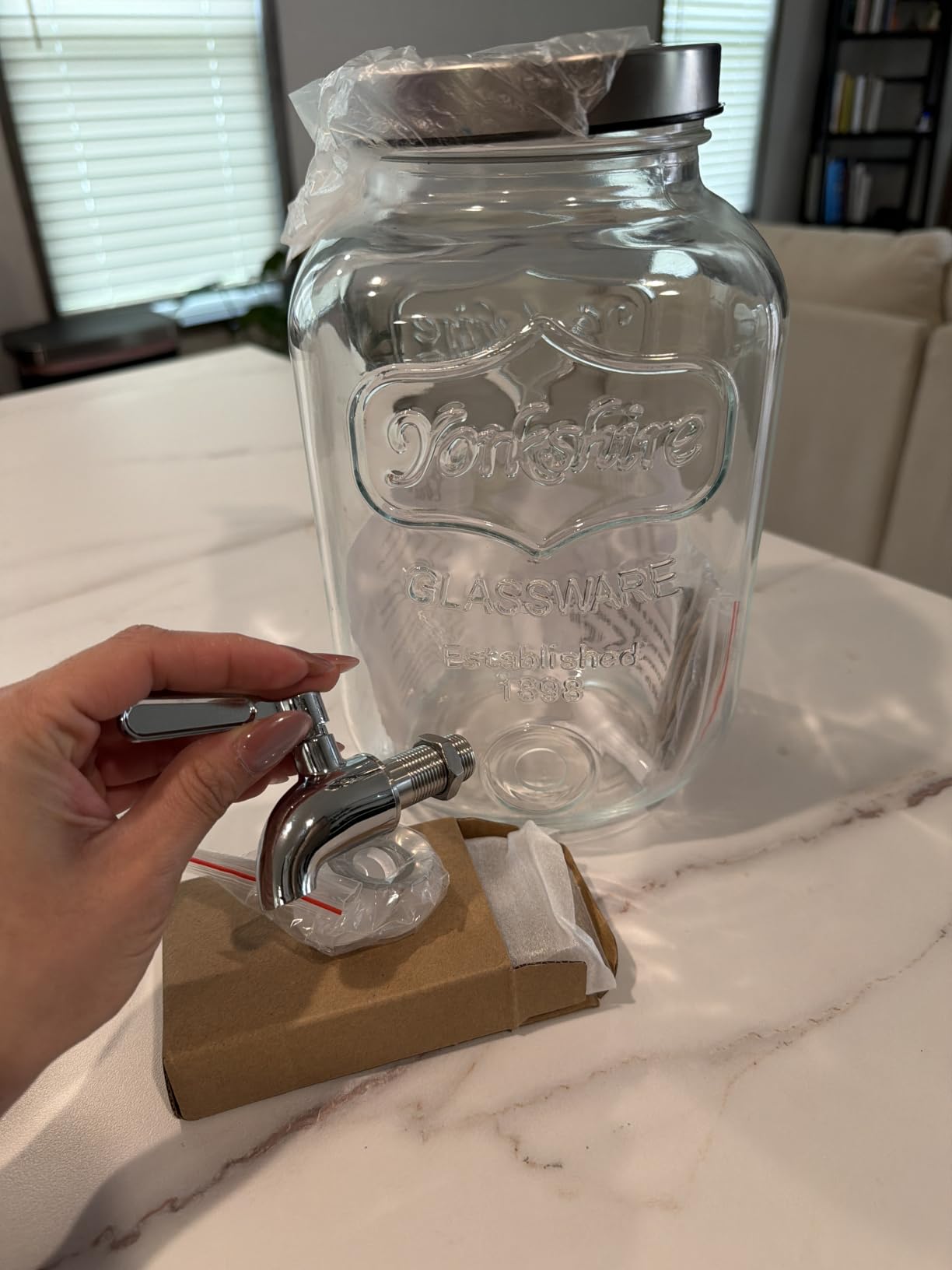 1 Gallon Drink Dispenser with Spigot 18/8 Stainless Steel – Airtight & Leakproof Glass Sun Tea Jar with Anti-Rust Lids, Beverage Dispenser for Parties - Laundry Detergent Holder customer photo 1