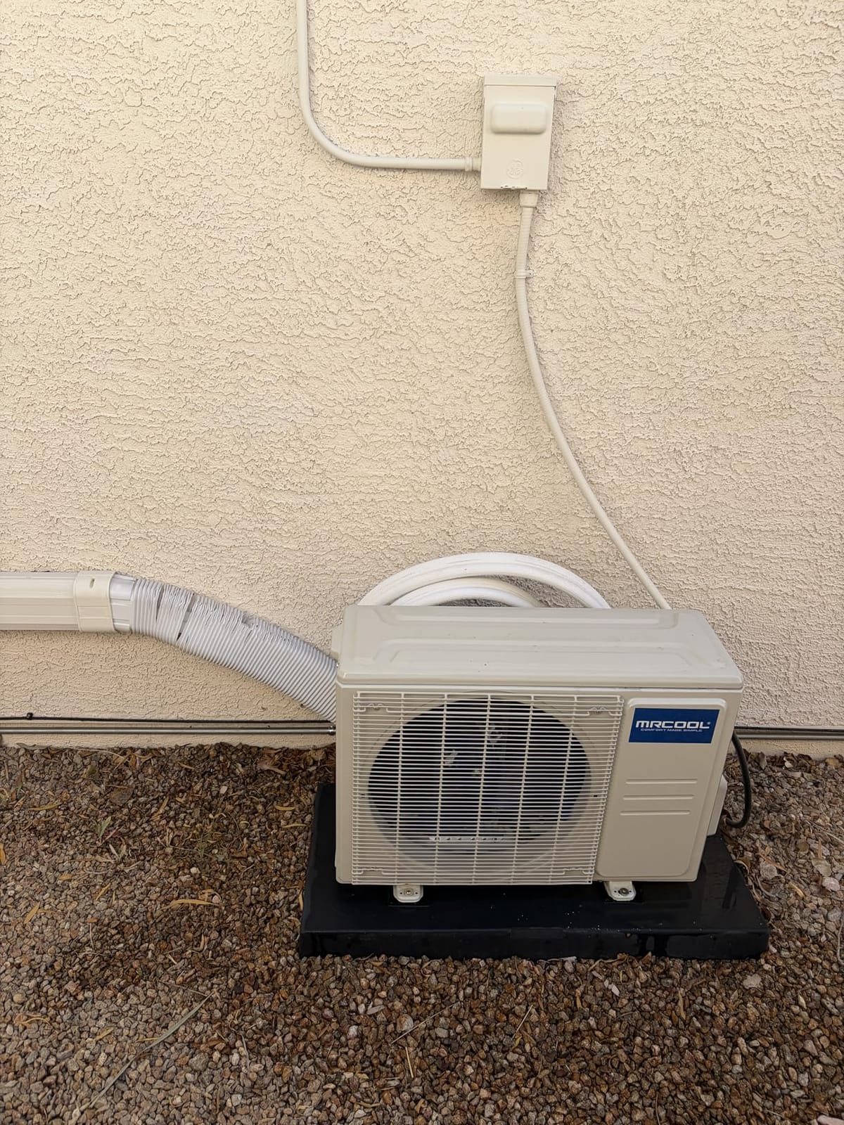 MRCOOL 12,000 BTU WiFi Smart DIY Star 4th Generation Ductless Remote Controlled Mini Split Air Conditioner with Sleep Mode Function, White customer photo 1
