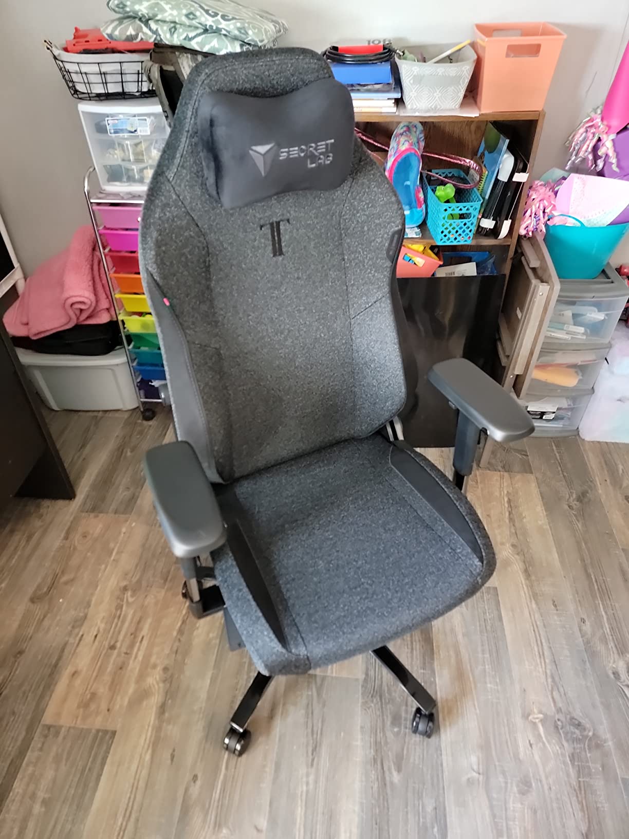 Secretlab Titan Evo XL Black3 Gaming Chair - Fabric, Black, Ergonomic | Lumbar Support, High Back, Reclining, Magnetic Head Pillow, Big & Tall (Up to 395 lbs), 4D Armrests, Height Adjustable customer photo 1