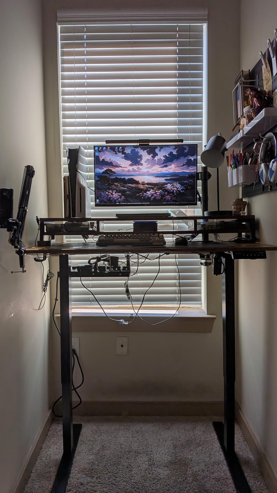 ErGear 48 X 24 Inch Height Adjustable Electric Standing Desk, Black customer photo 2