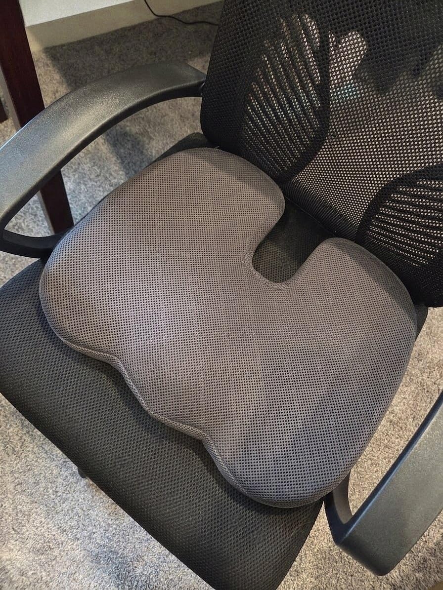 TushGuard Seat Cushion, Memory Foam Office Chair Cushion - Grey, Large | for Car Seat, Airplane, Desk Chair - Sciatica & Hip & Coccyx Pain Relief Cushion for Long Sitting Office Workers, Car Drivers customer photo 2
