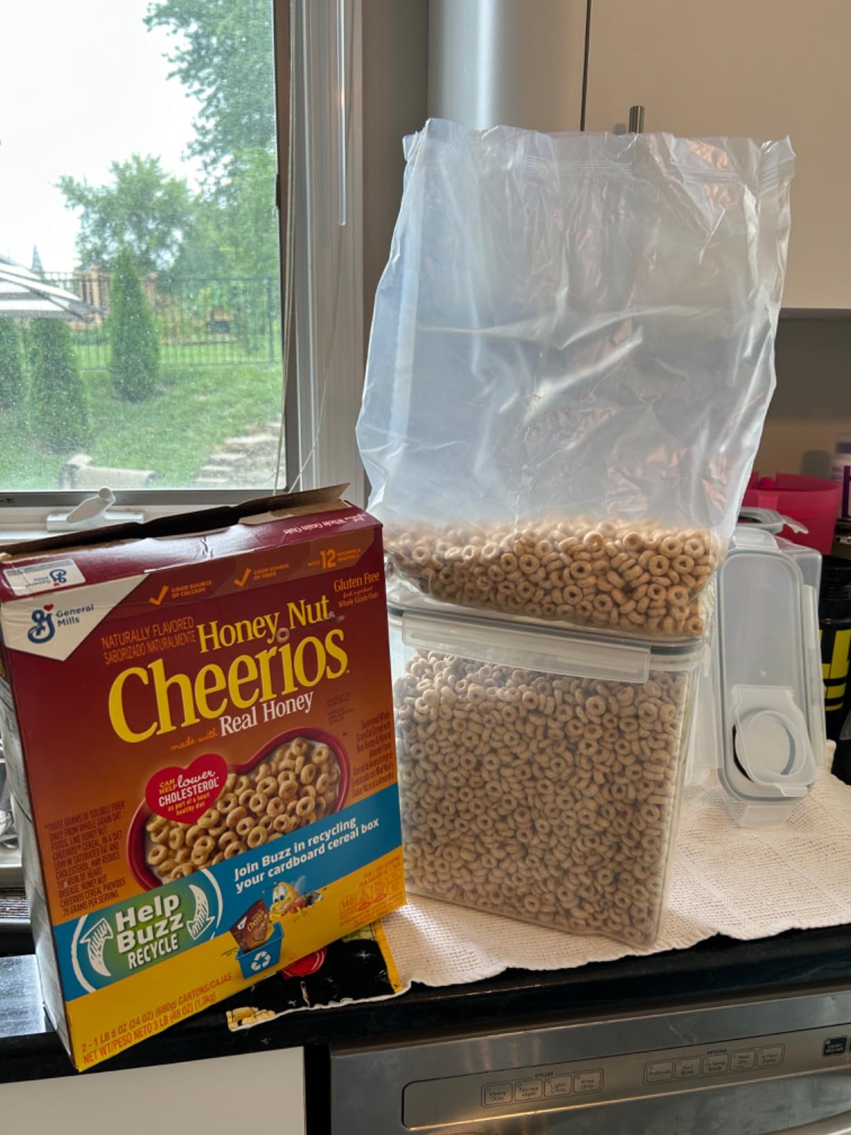 6 Pack Airtight Cereal Food Storage Container - BPA Free Plastic Kitchen and Pantry Organization Canisters for, Dry Pet Food, Flour, Sugar, Rice, Nuts, Snacks & More (135.5 Oz) Labels & Chalk Marker customer photo 2