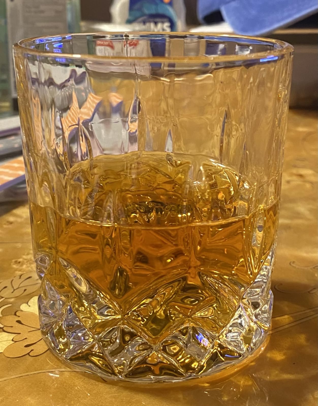 LEMONSODA Crystal Cut Old Fashioned Glass Sets - 10oz/12oz Ultra-Clear Premium Lead-Free Rocks Glass Tumbler For Drinking Bourbon, Scotch, Cognac, Cocktails (10oz, Set of 6) customer photo 2