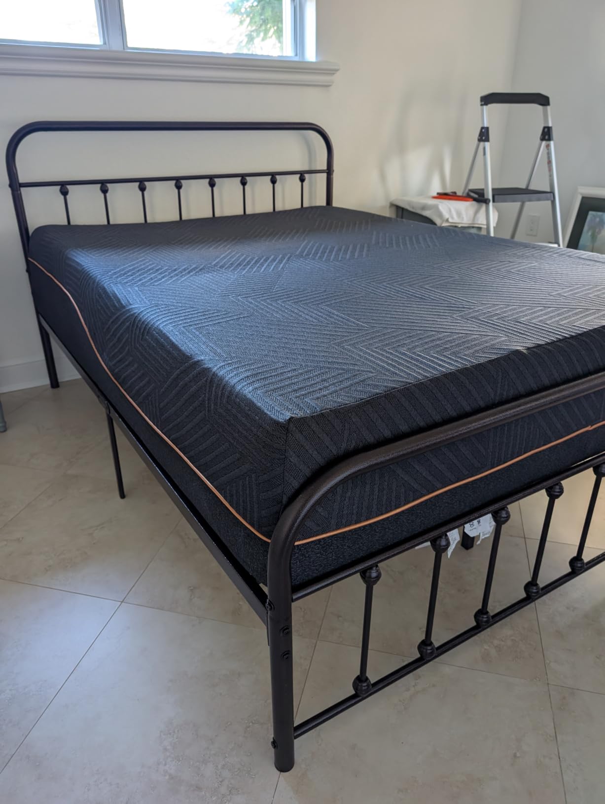 EGOHOME Queen 14 inch Memory Foam Mattress for Back Pain Relief Medium Firm | Fiberglass Free, Copper Gel Infused, Graphene-Cool-Tech Cover, ICA Endorsed, CertiPUR-US, Motion Isolation, Mattress in a Box customer photo 2