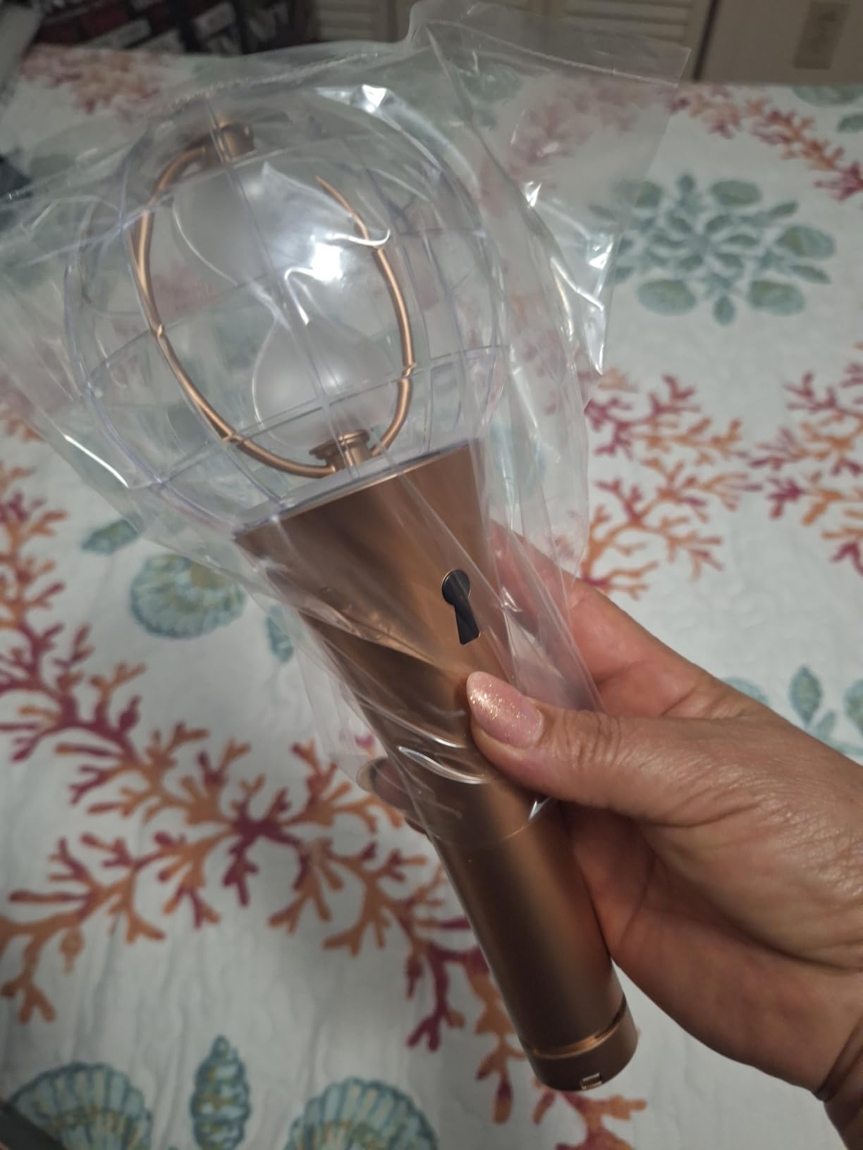 ATEEZ Official Light Stick ver.2 customer photo 1
