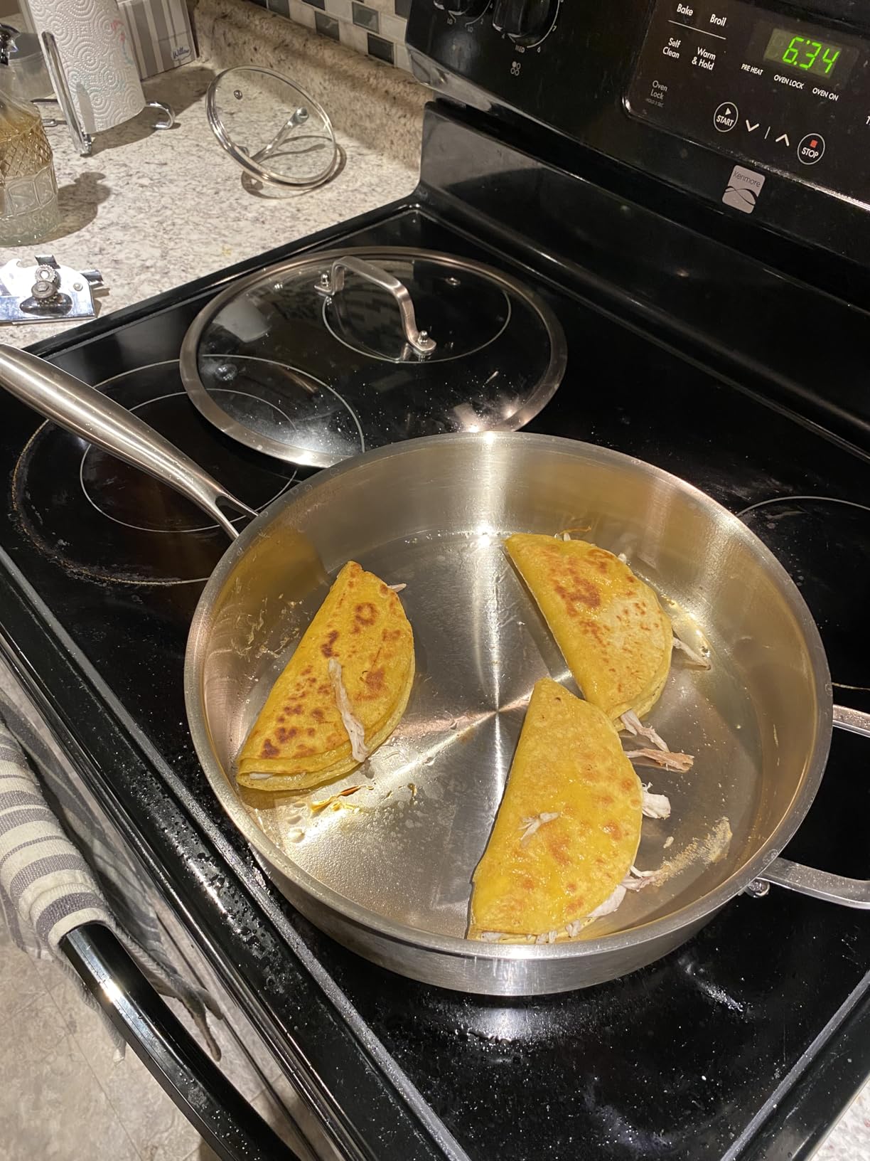 DELARLO Frying Pan,12 inch Skillet with lid,Tri-Ply Stainless Steel Saute Pan 6QT,Dishwasher-Friendly,Stay-Cool Handles,Oven-Safe Up to 660℉ customer photo 2